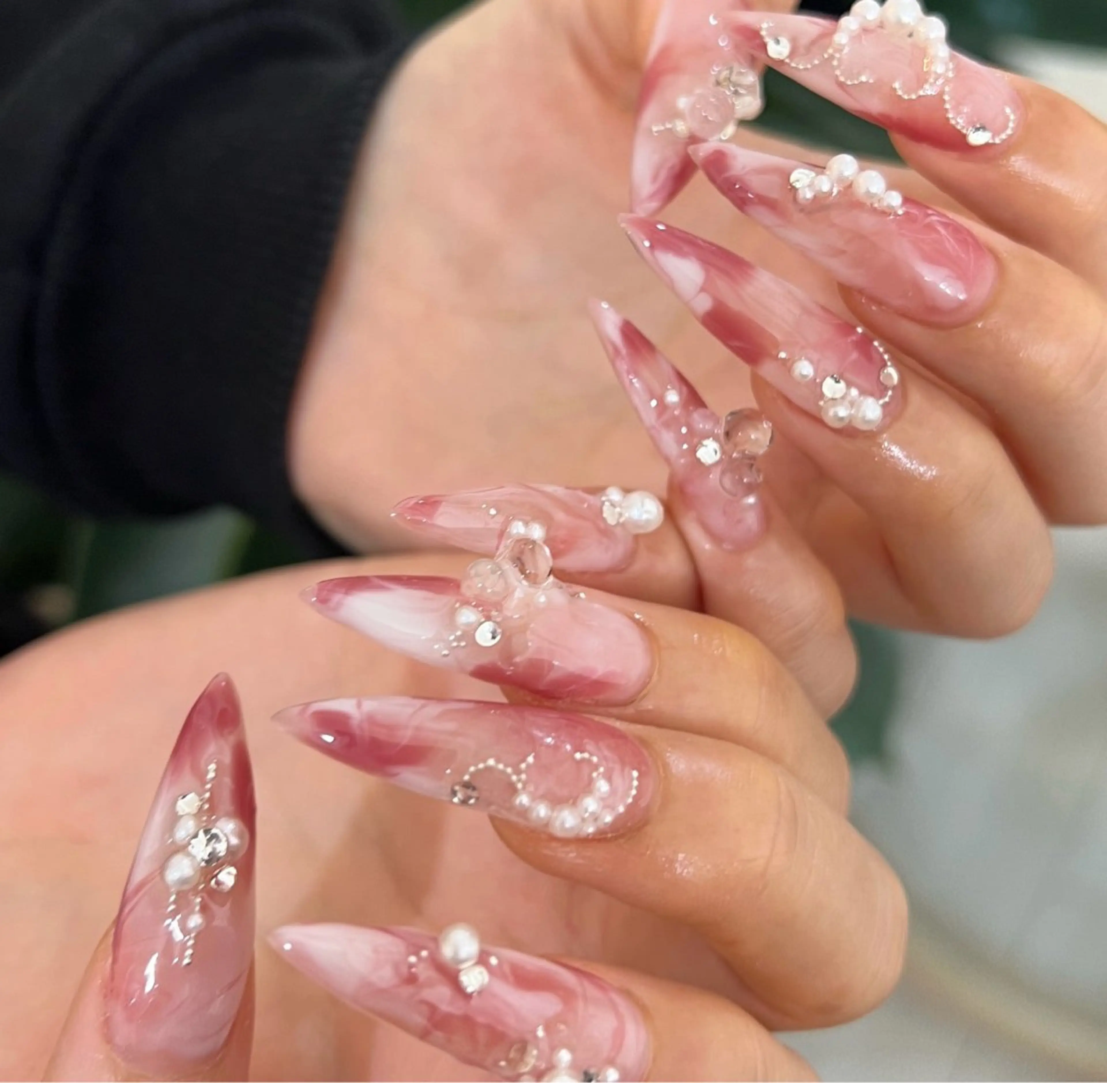 ネイル 長さ出し フレンチネイル 韓国ネイル レース マグネットネイル ハンドネイル 波 なみのネイルデザイン