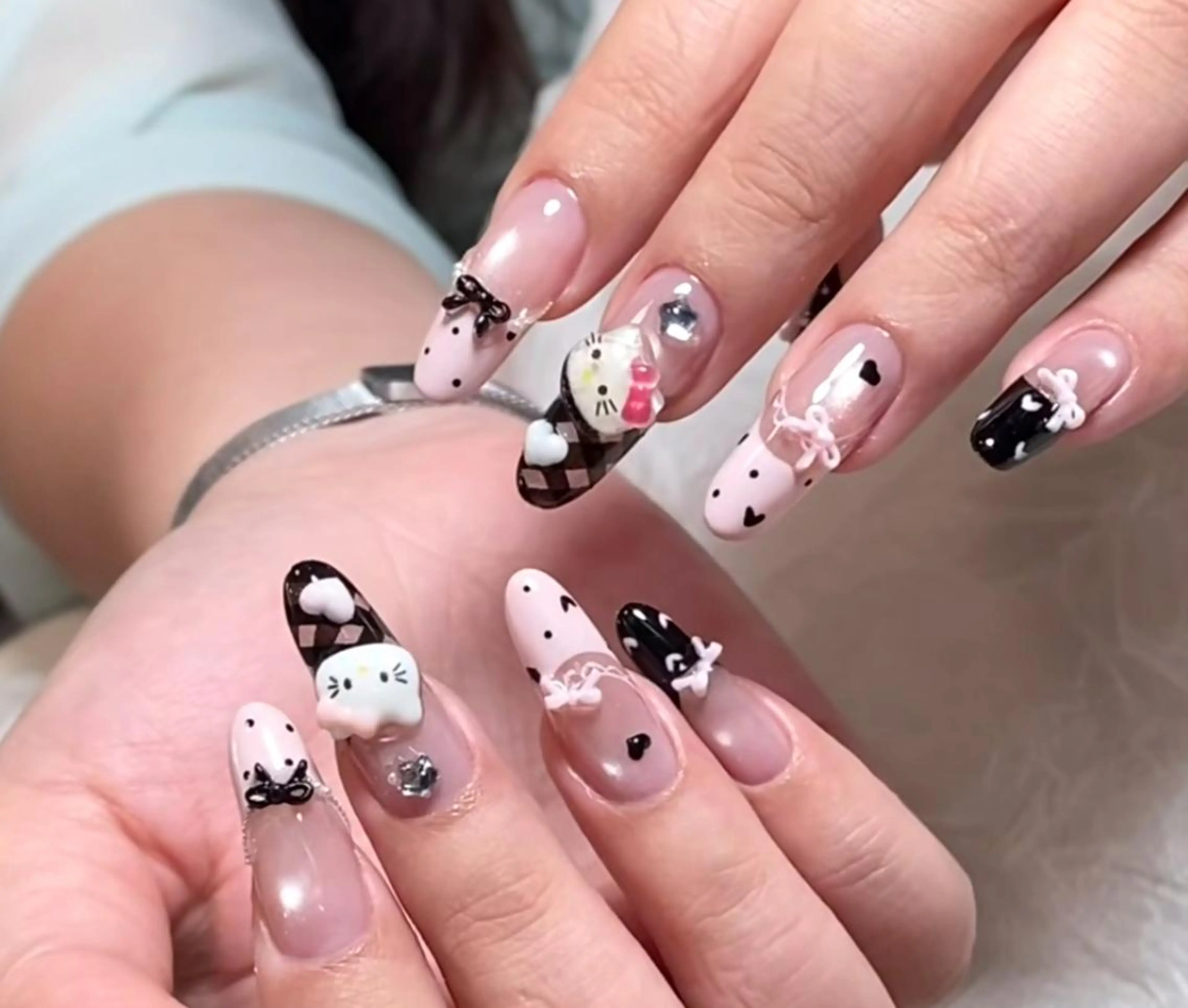 ネイル ハンドネイル 🎀 UU_nailのネイルデザイン