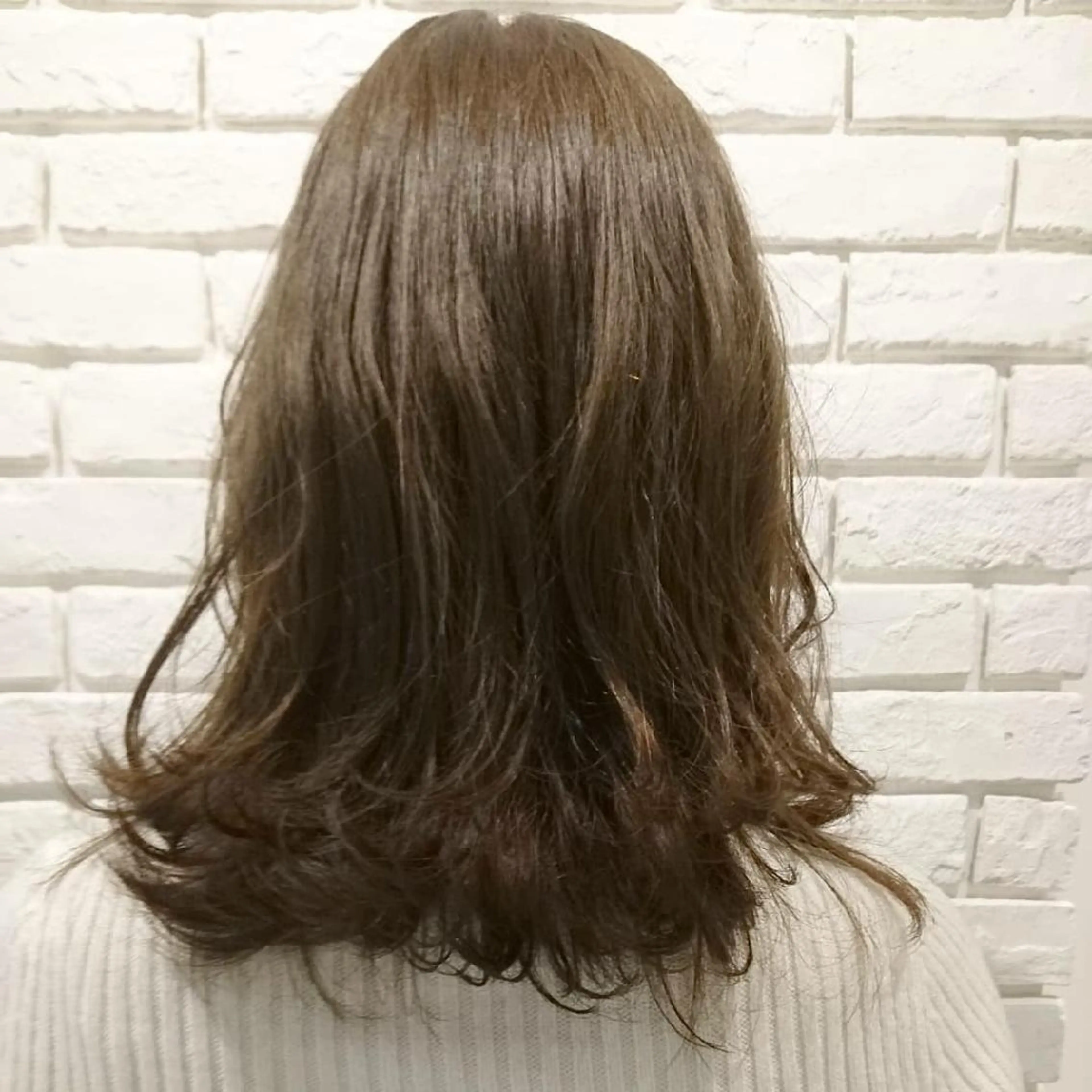 ミディアム カラー アッシュ ベージュカラー ボブ レイヤーカット ローレイヤー AKAMEE 表参道所属・✨360°褒められ ヘア✨️井上雄輝のヘアスタイル