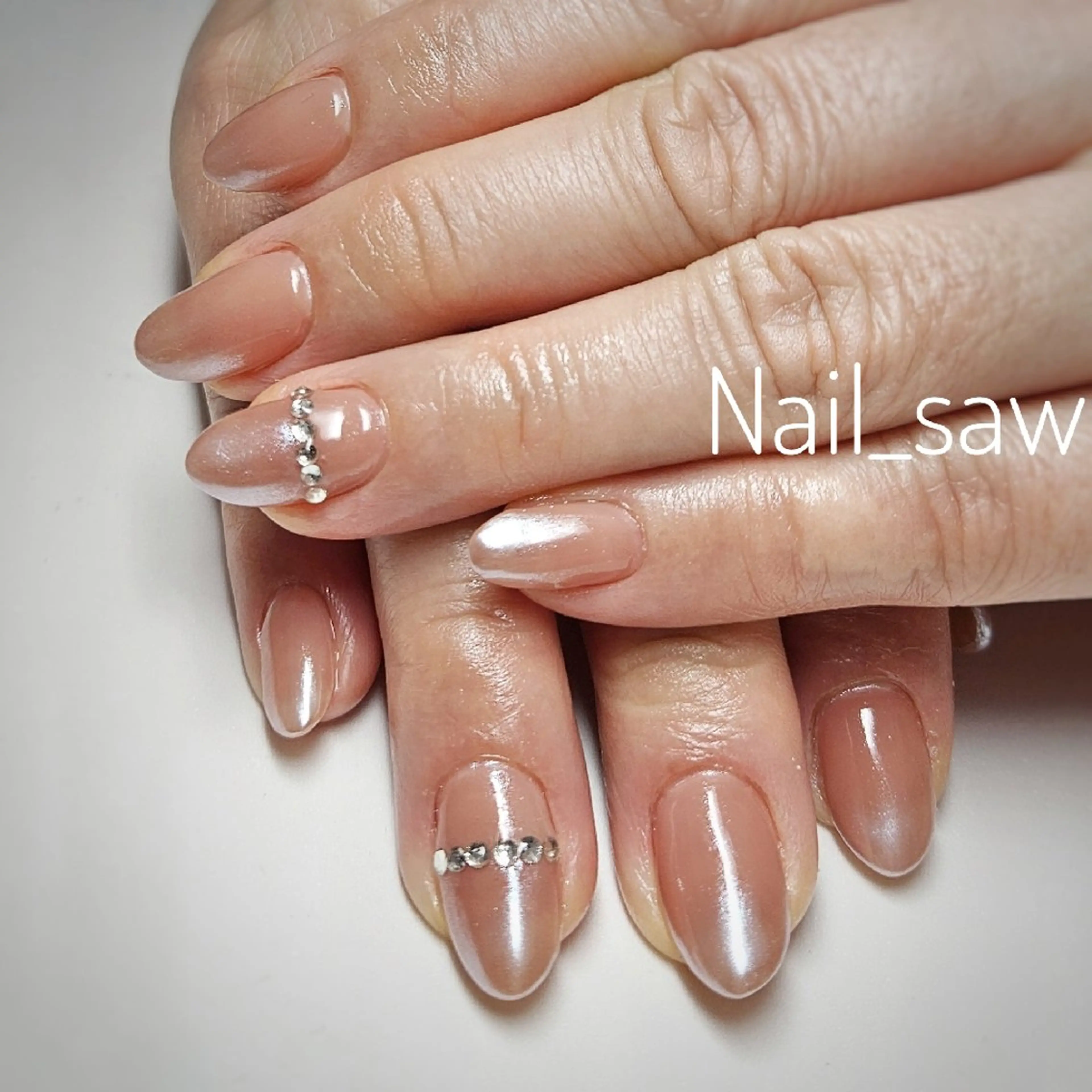 ネイル グラデーション ミラーネイル シンプルネイル ハンドネイル Y. Saoriのネイルデザイン