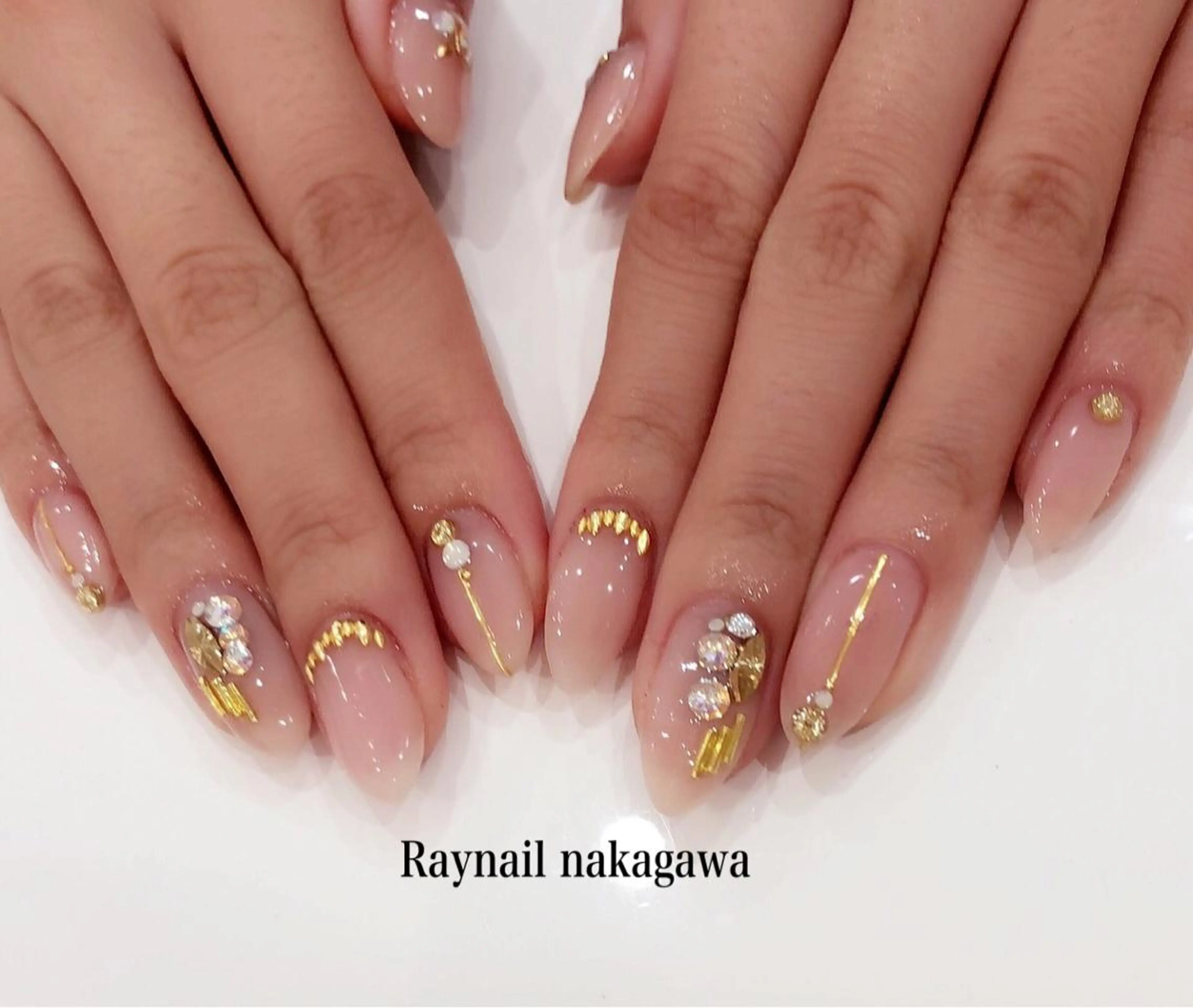 ネイル nailstudio ′ecole所属・nailstudio ′ecoleのネイルデザイン