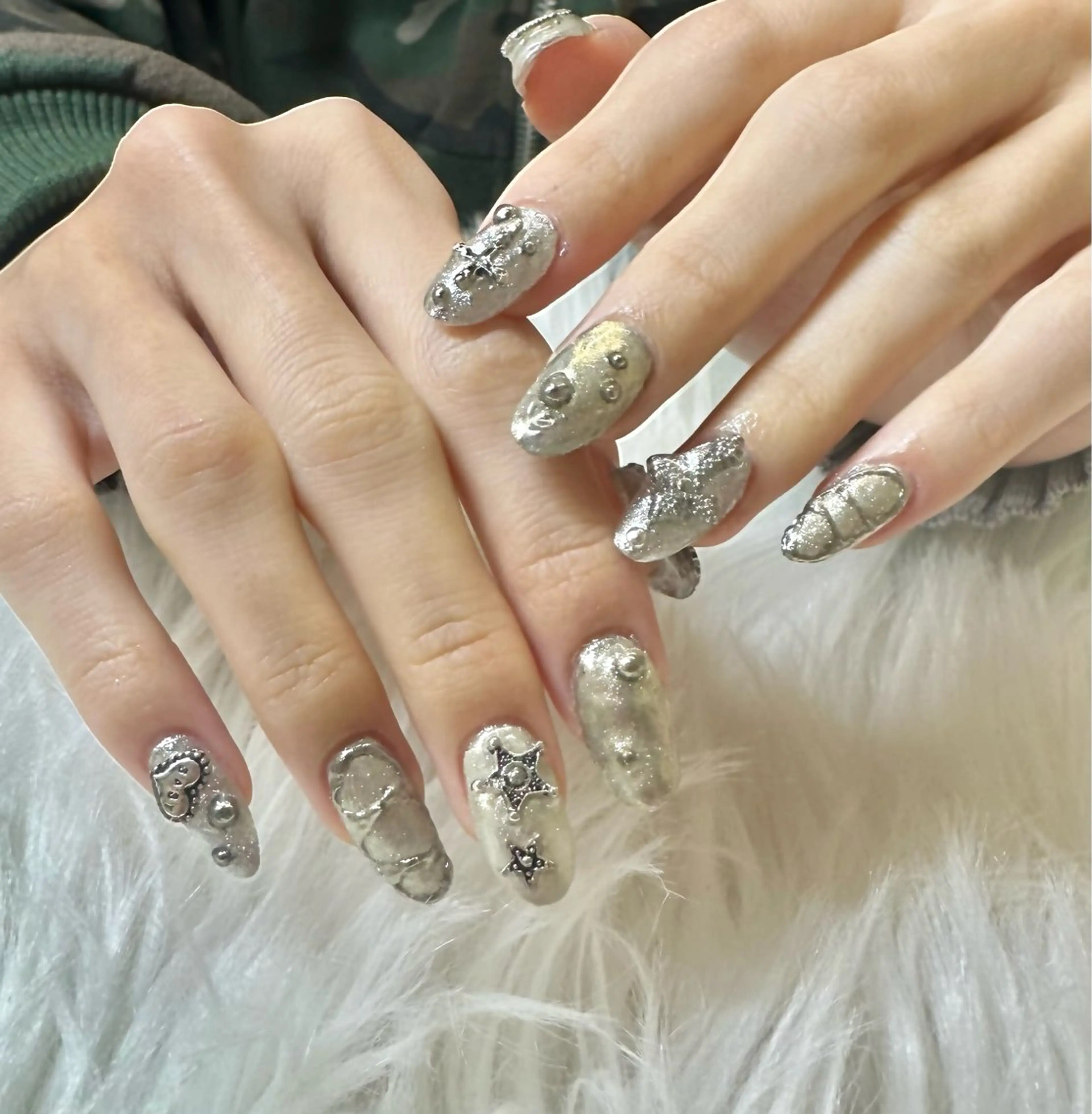 ネイル 富岡 妃奈のネイルデザイン