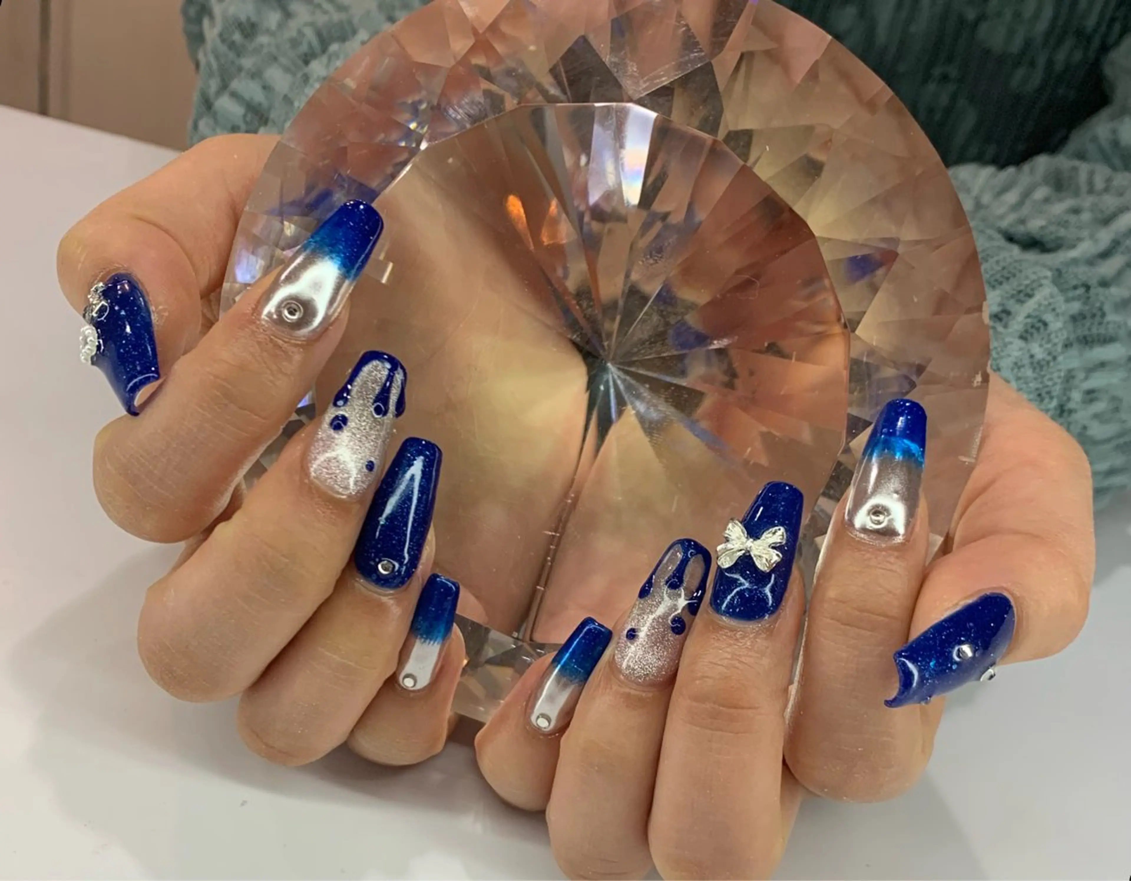 ネイル LoaChaton kaeのネイルデザイン