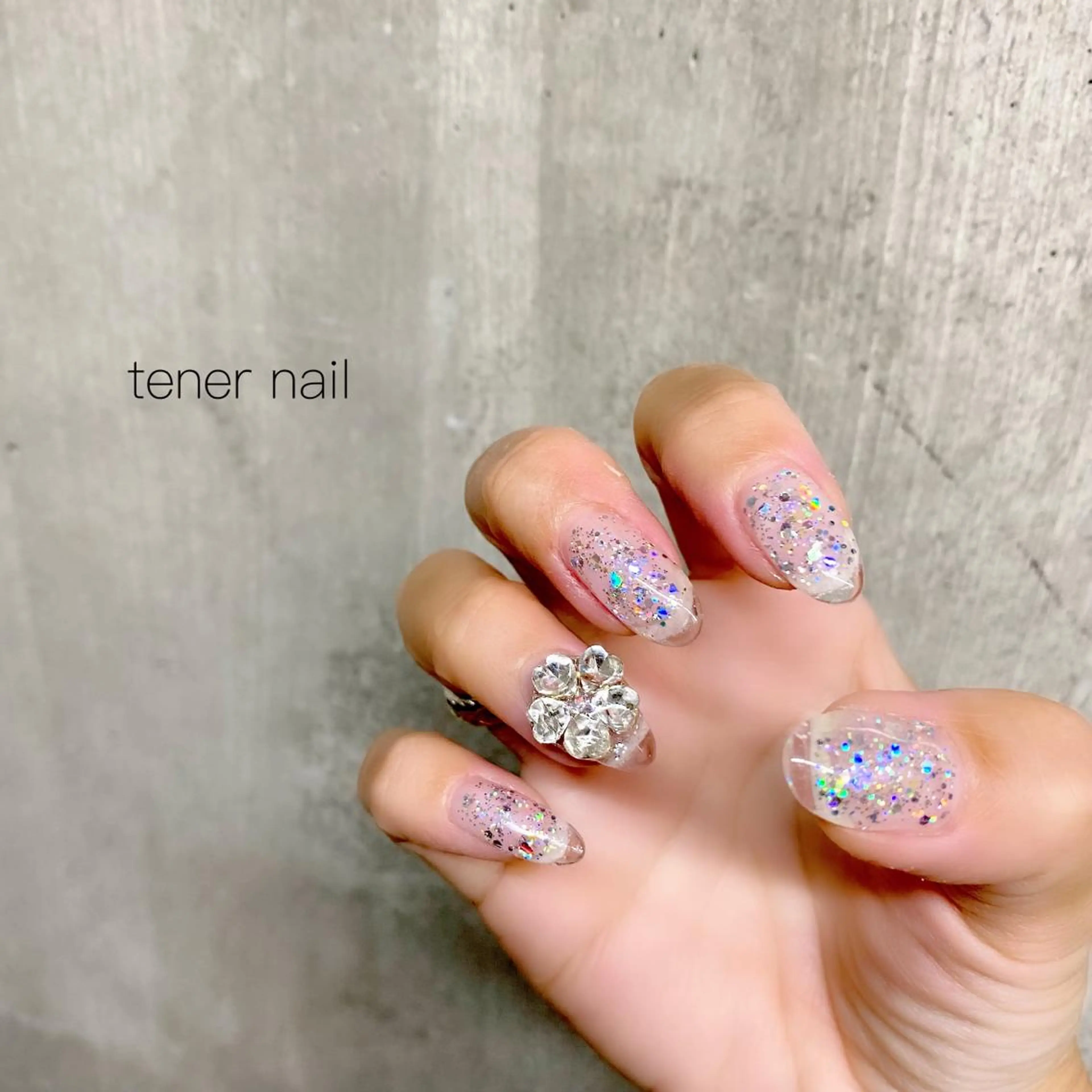 ネイル オーロラネイル クリアネイル フレンチネイル 韓国ネイル ラメ(グリッター) tener  nail  テネルネイル所属・テネルネイル tener nailのネイルデザイン