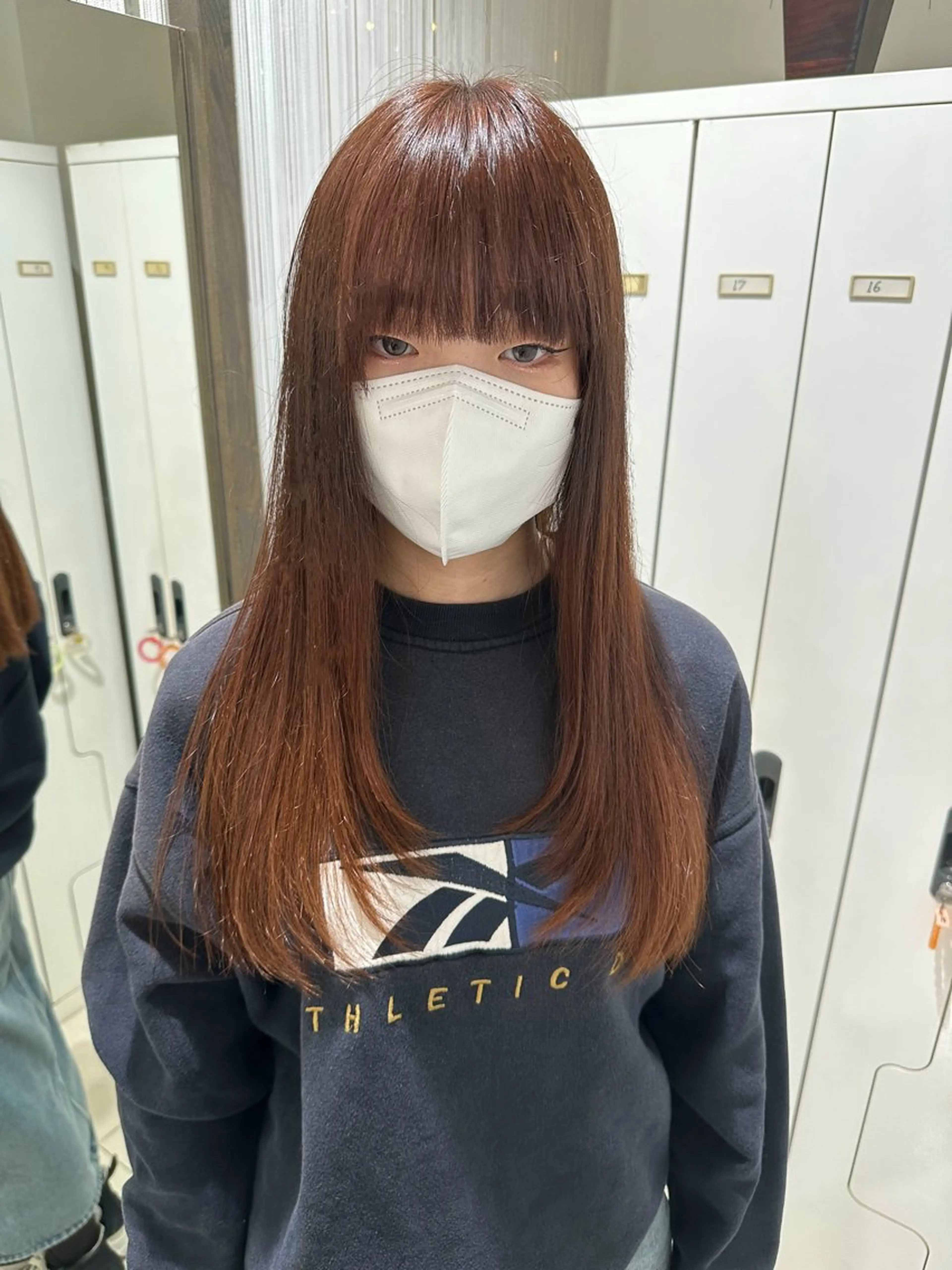 ロング 顔周りカット レイヤーカット ローレイヤー 艶カラー/縮毛矯正/ ブリーチカラー/みなのヘアスタイル