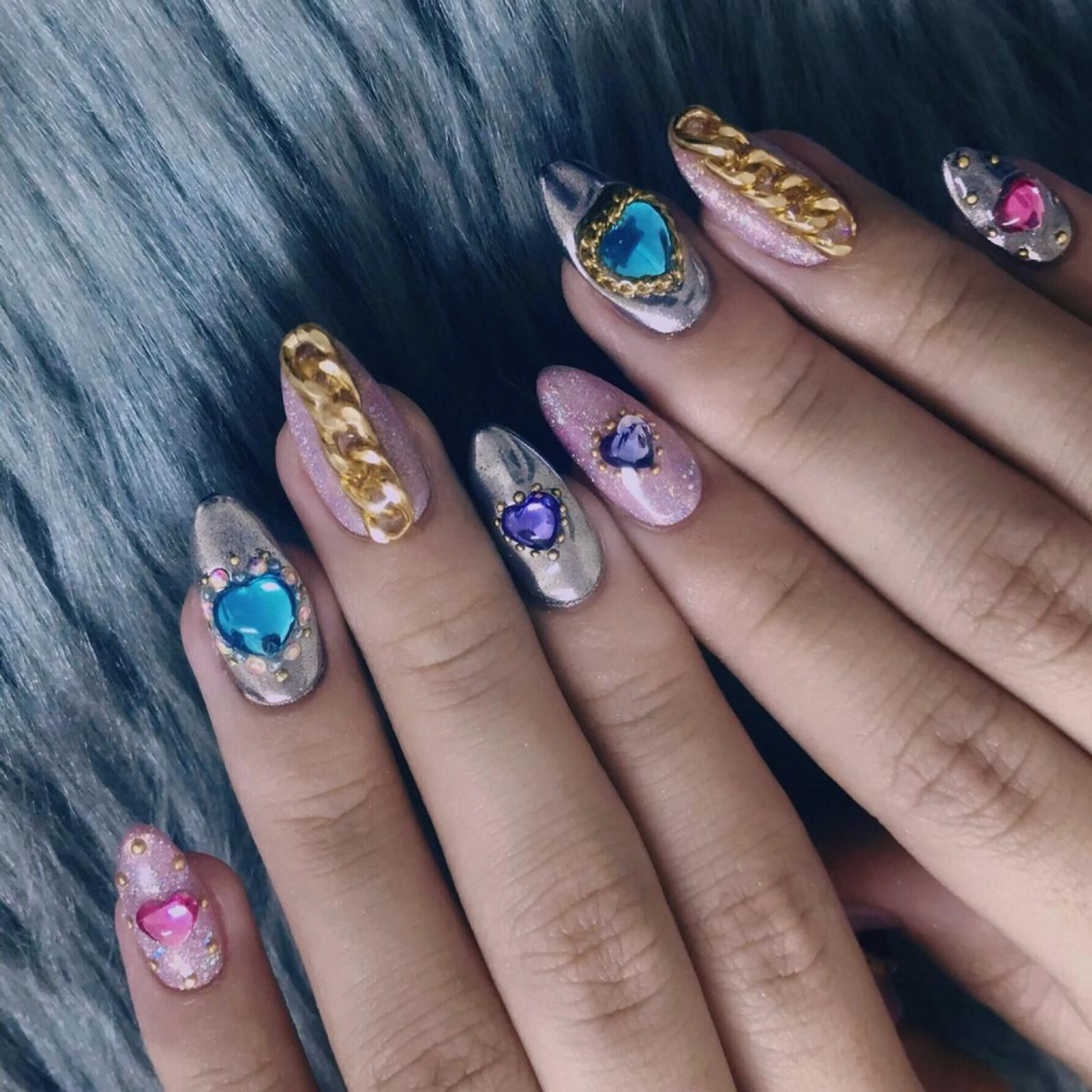 ネイル NOIROUGE所属・NOI ROUGEのネイルデザイン