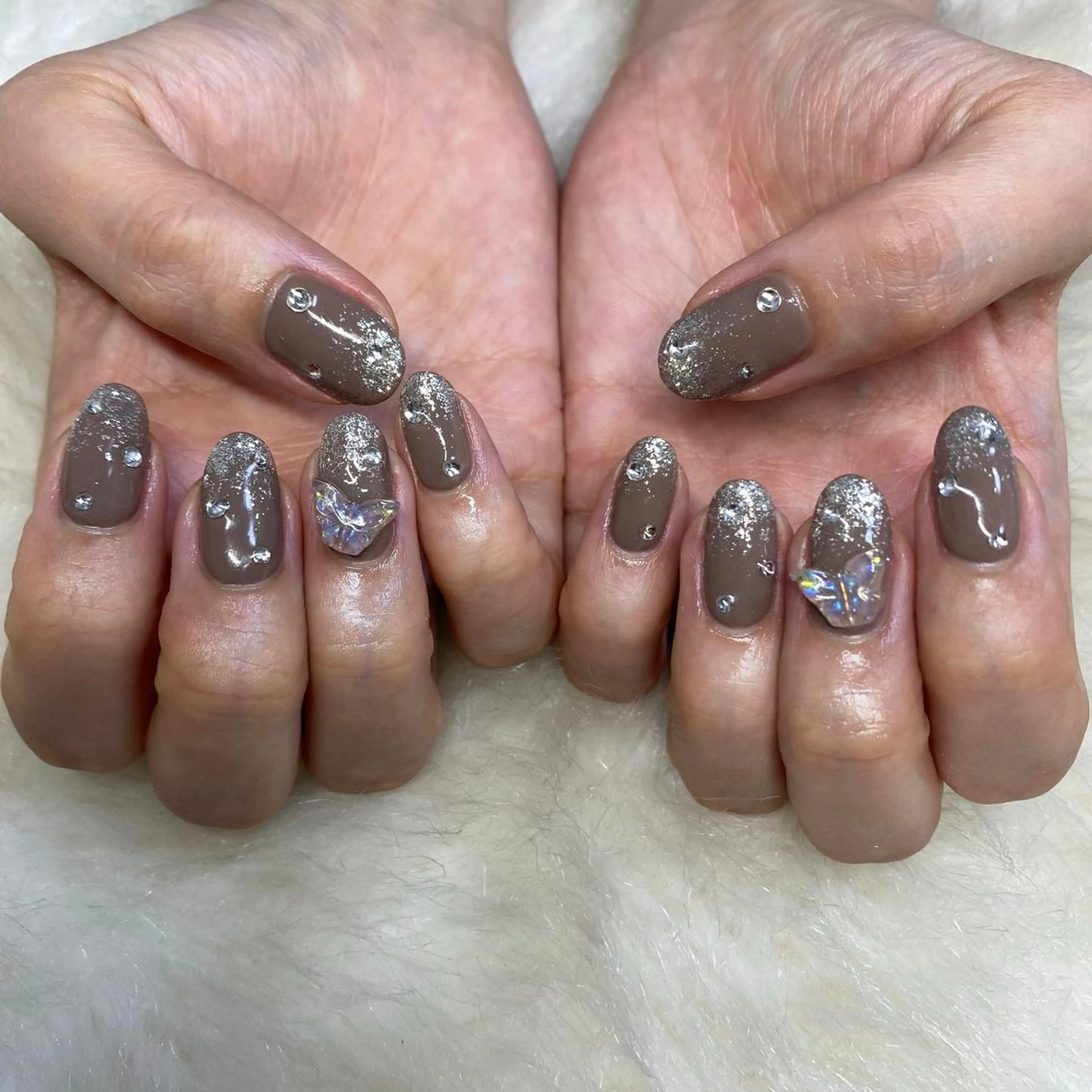 ネイル OOMINE KAORIのネイルデザイン