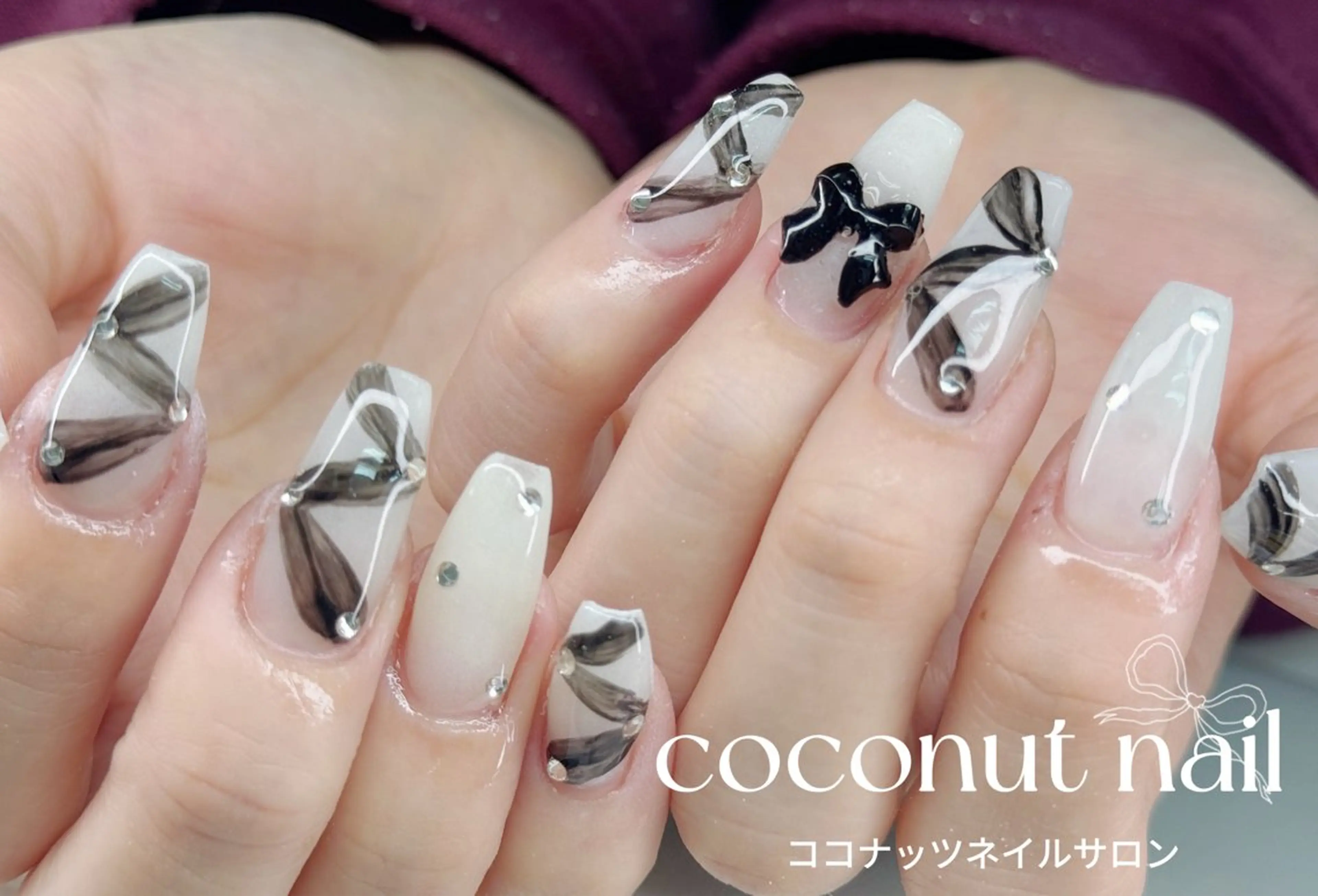 ネイル べっ甲ネイル フレンチネイル キラキラネイル マグネットネイル 大理石ネイル(マーブル) ハンドネイル 神田 ココナッツのネイルデザイン