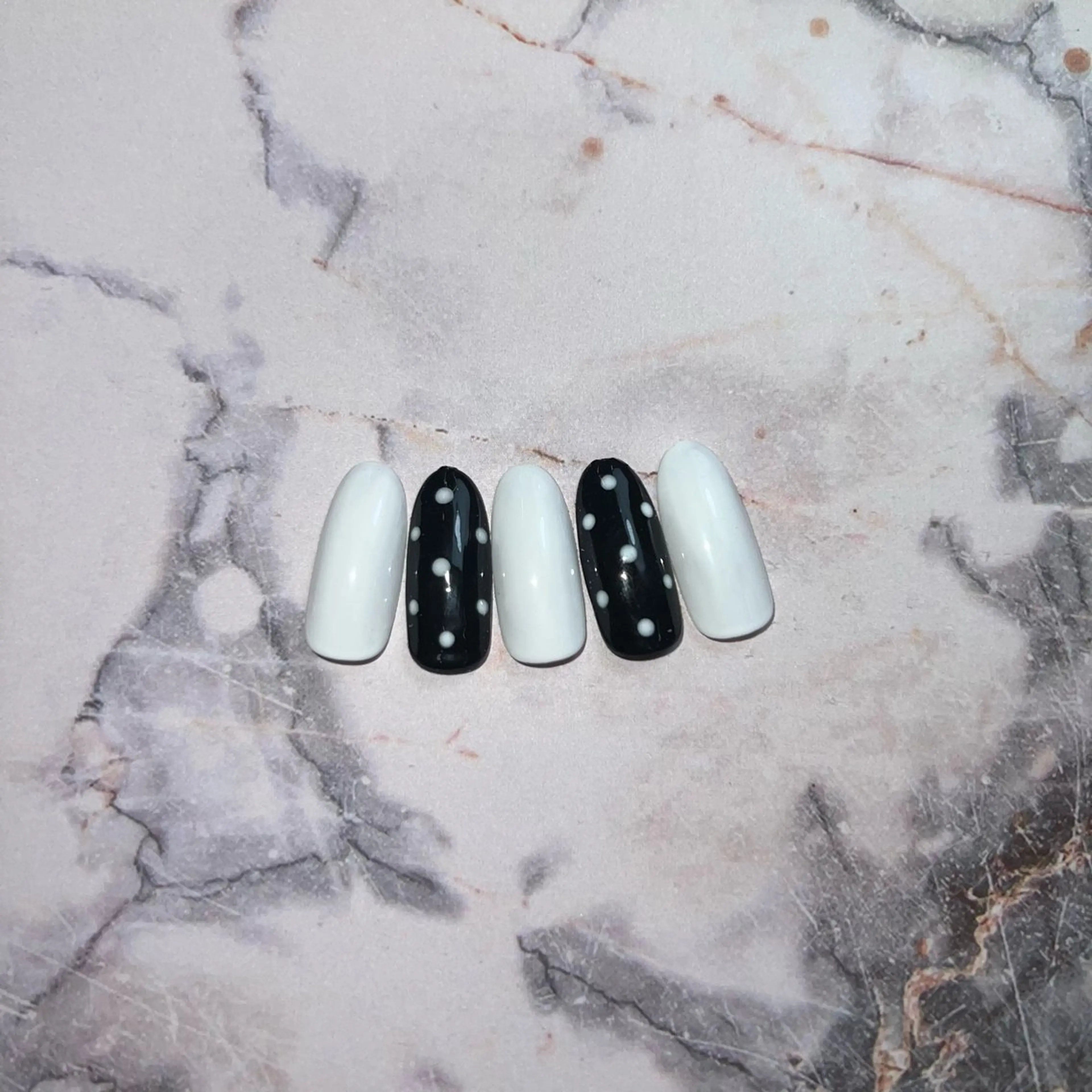 ネイル ハンドネイル はあとねいる 池袋西口店のネイルデザイン