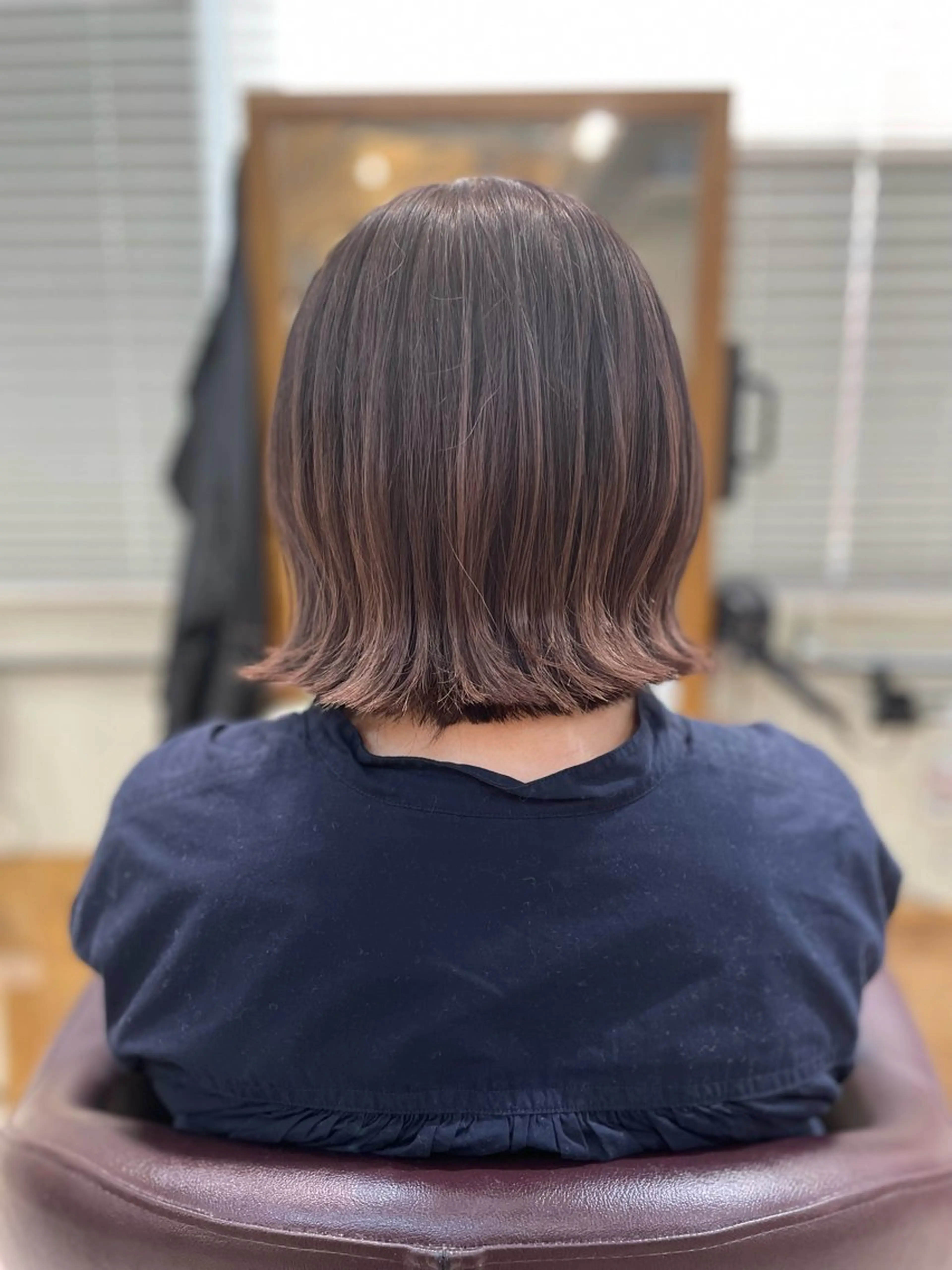 カラー 茅野 あゆ美のヘアスタイル