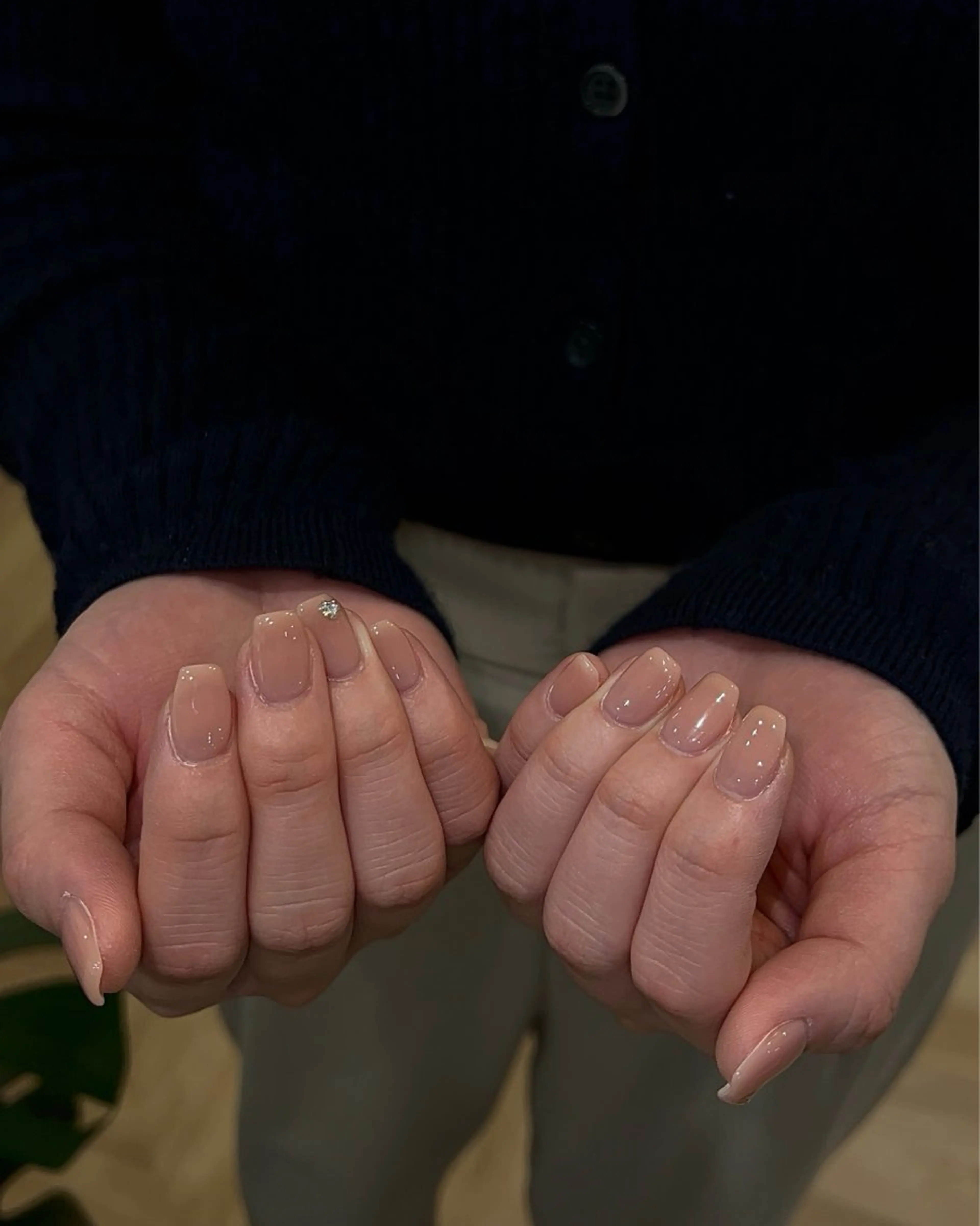 ネイル ハンドネイル フットネイル ハンドケア Nes.Nail所属・Miyagi Asamiのネイルデザイン