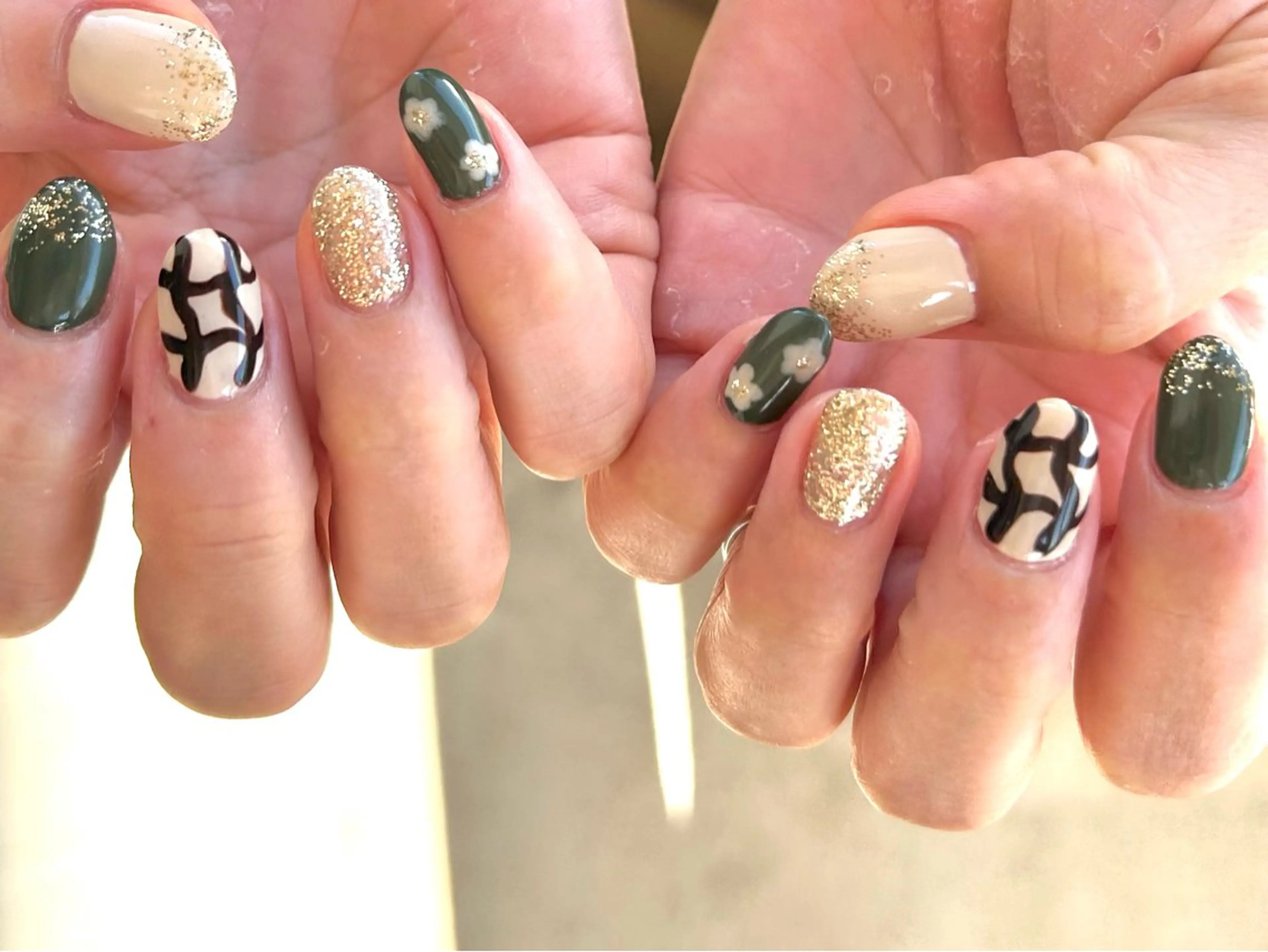 ネイル ハンドネイル ArcoIris所属・Arco Iris 告瑠莉のネイルデザイン