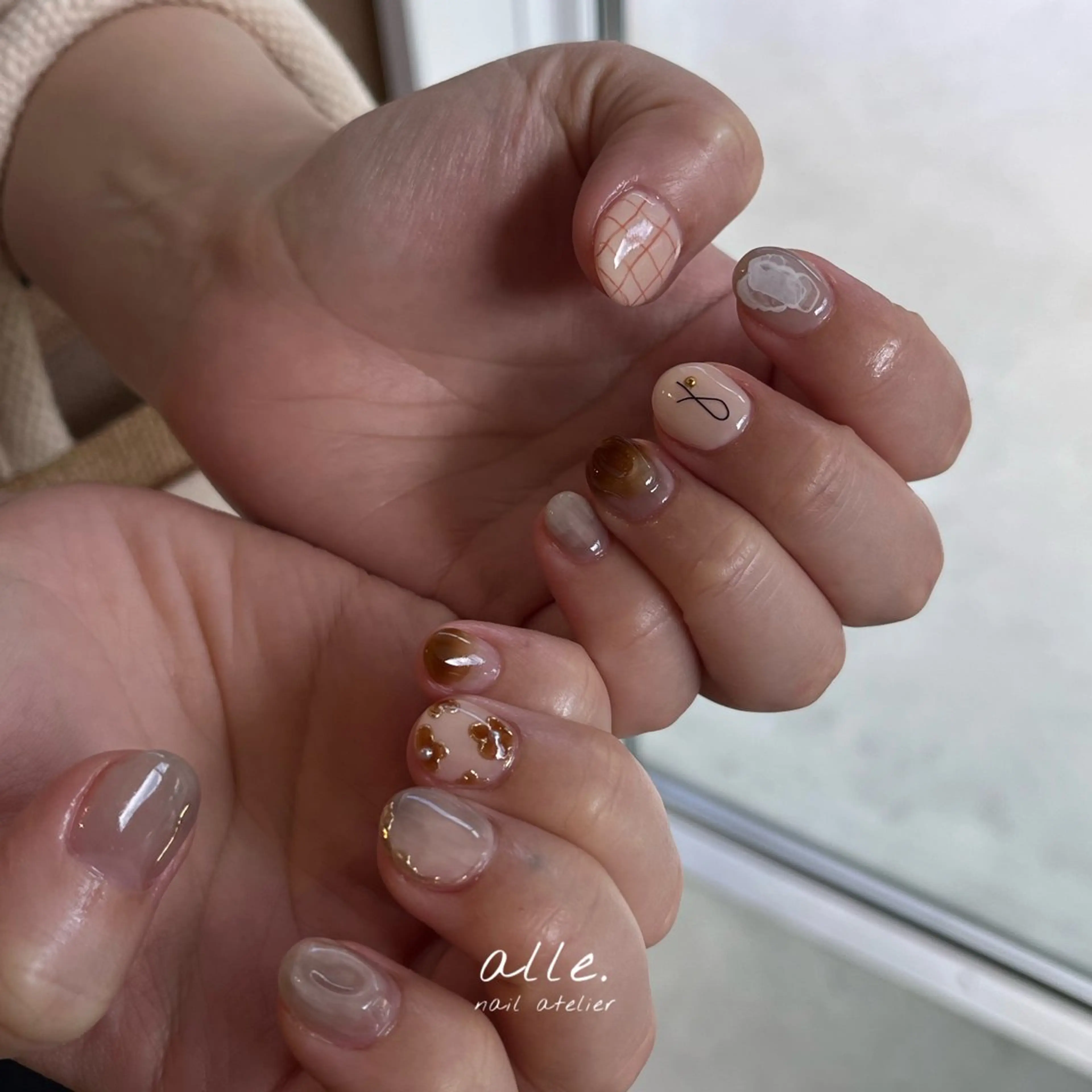 ネイル ハンドネイル atelier alle.のネイルデザイン