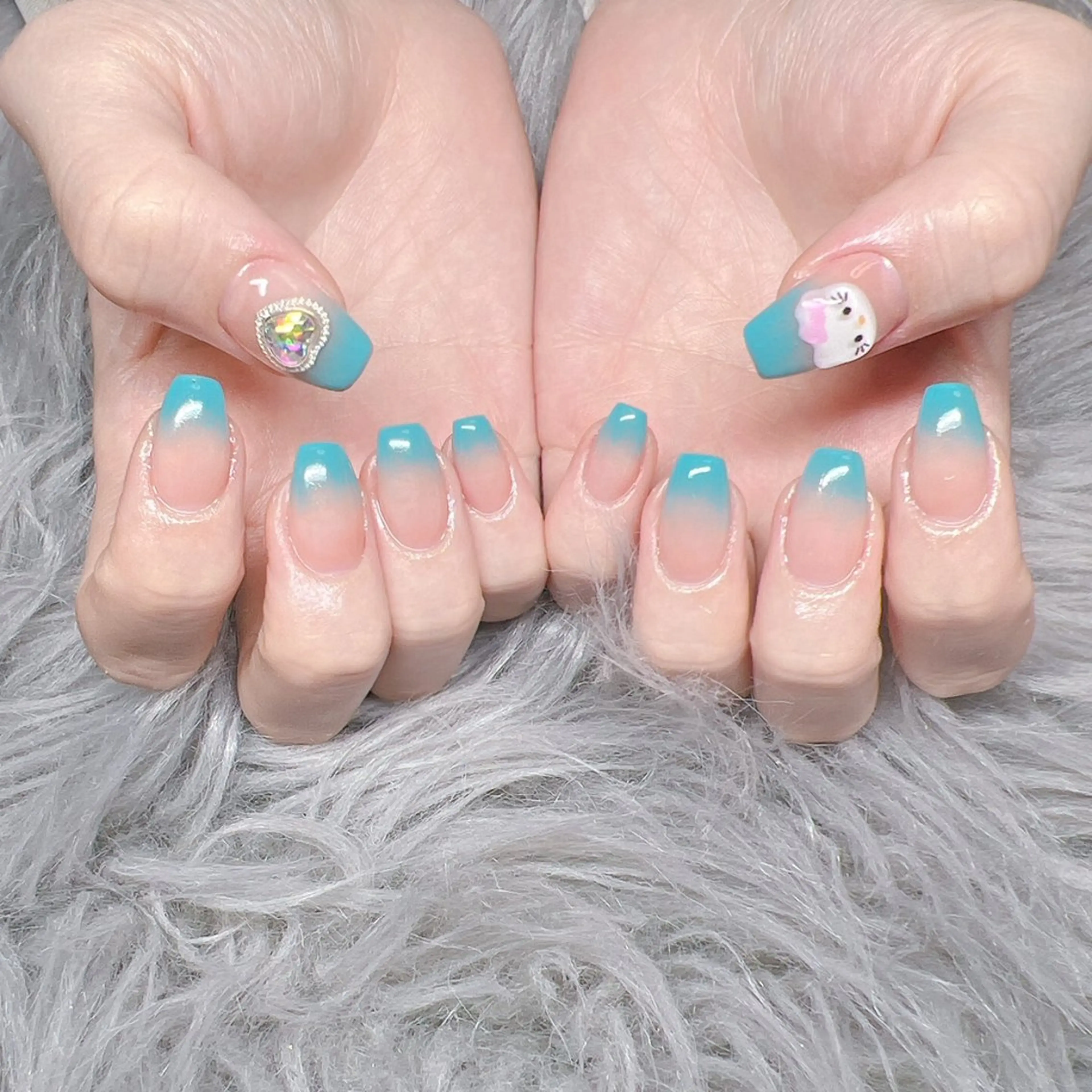 ネイル 個室ネイルサロンDolly  Girl〜ドーリーガール〜所属・DollyGirl KYOKOのネイルデザイン