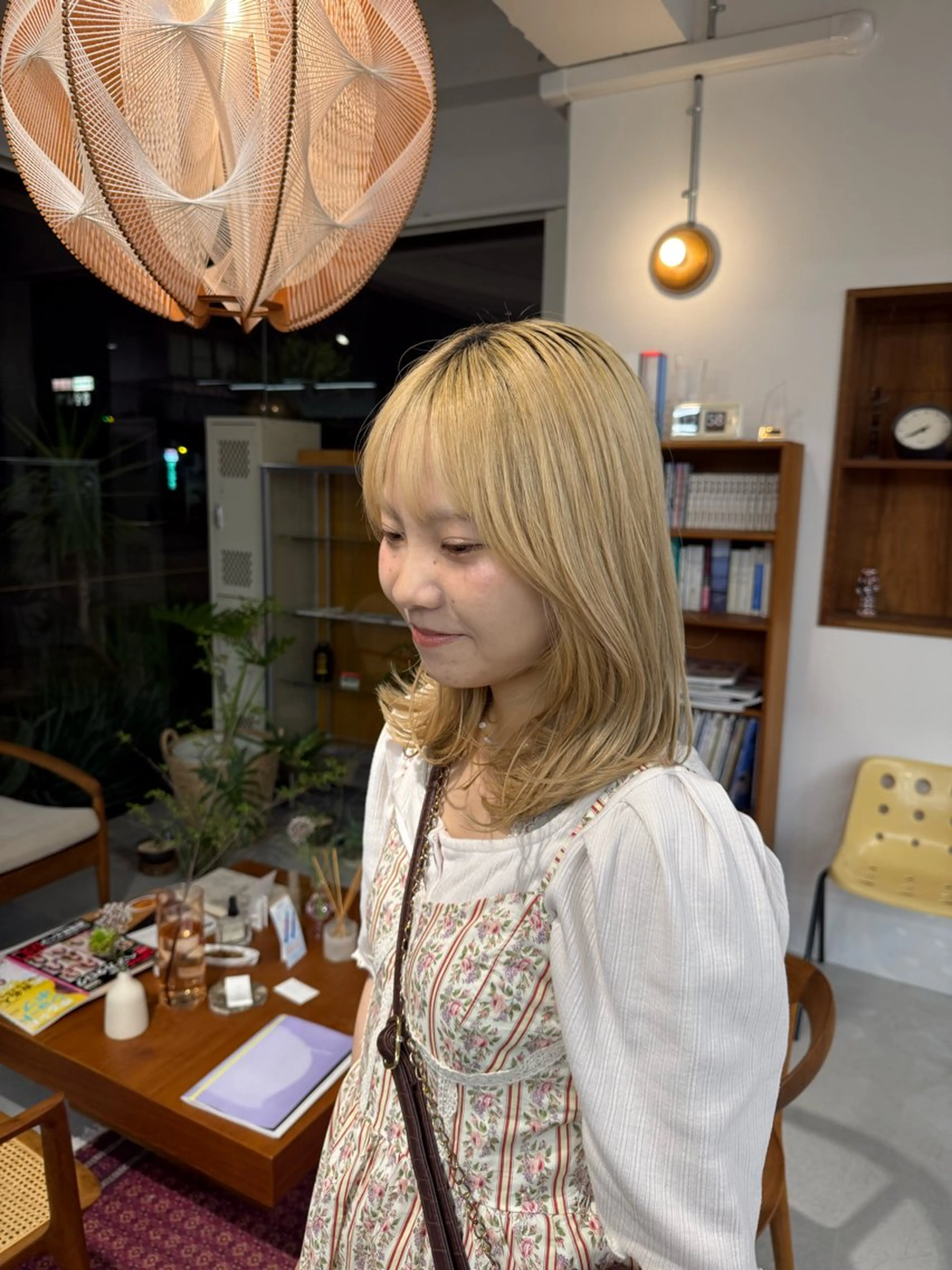 ミディアム ミディアムレイヤー レイヤーカット 北本 万実のヘアスタイル