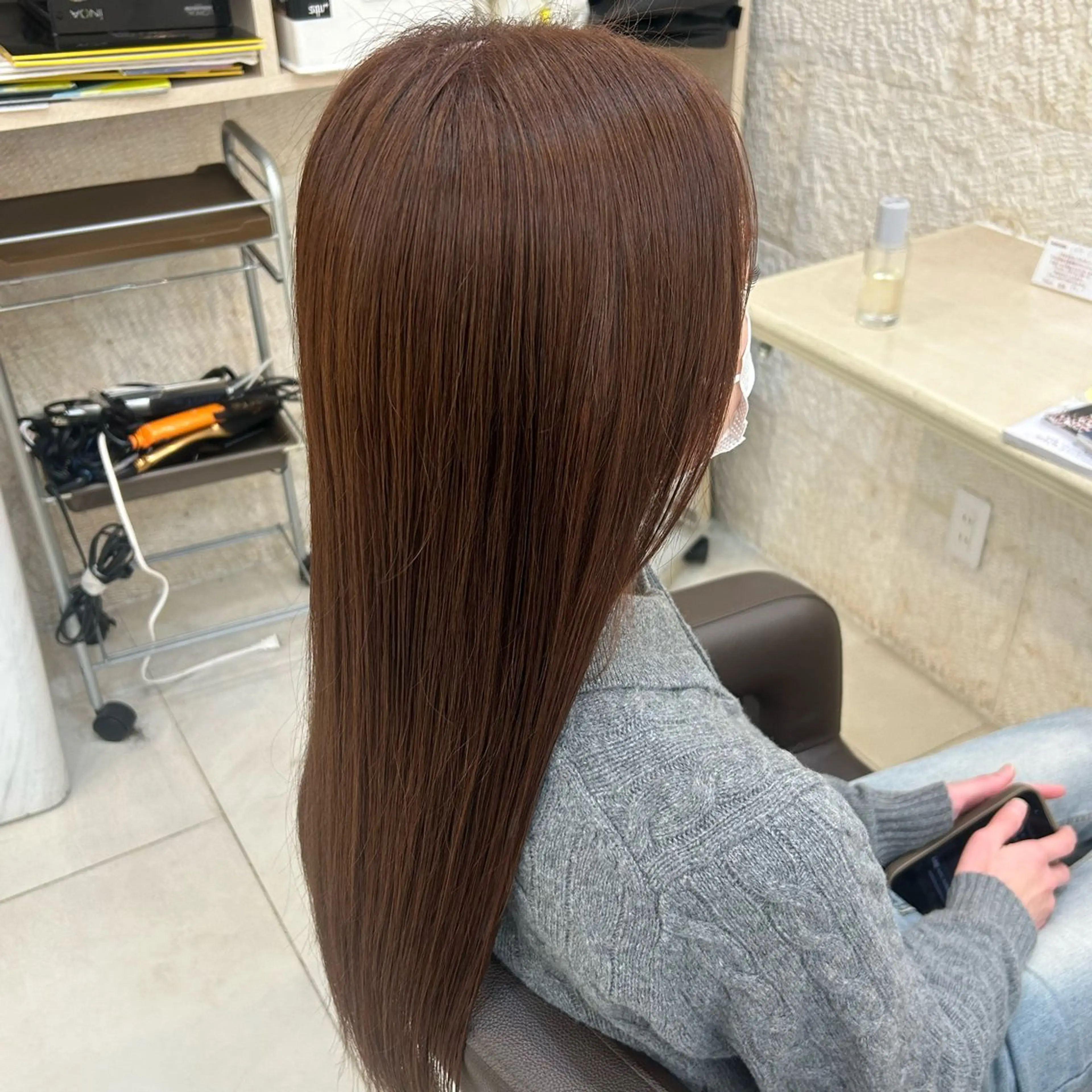 ロング カラー ブラウンカラー ヘアカラー 安原 百愛のヘアスタイル