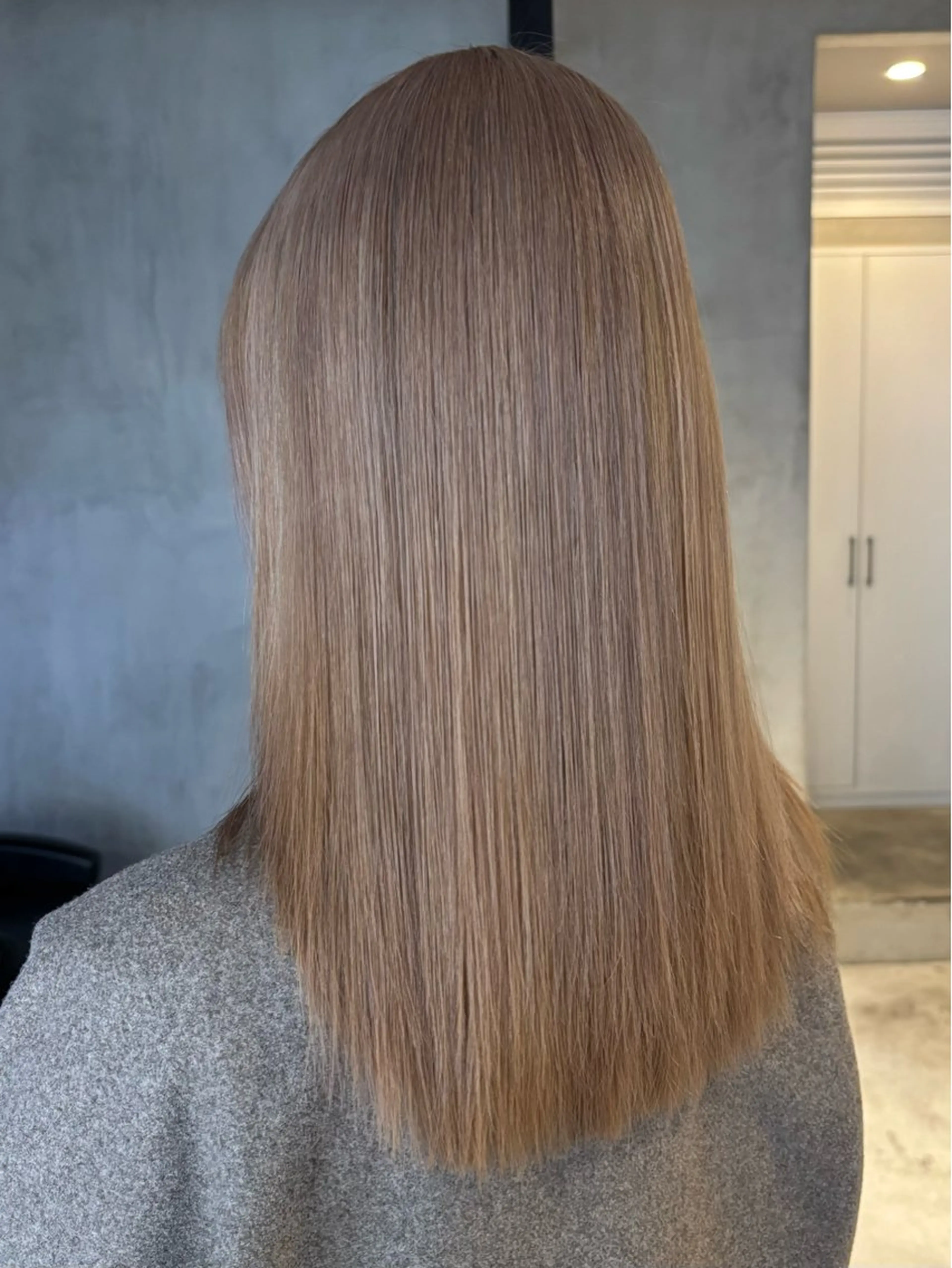 ミディアム 砂川 渉　elima byのヘアスタイル