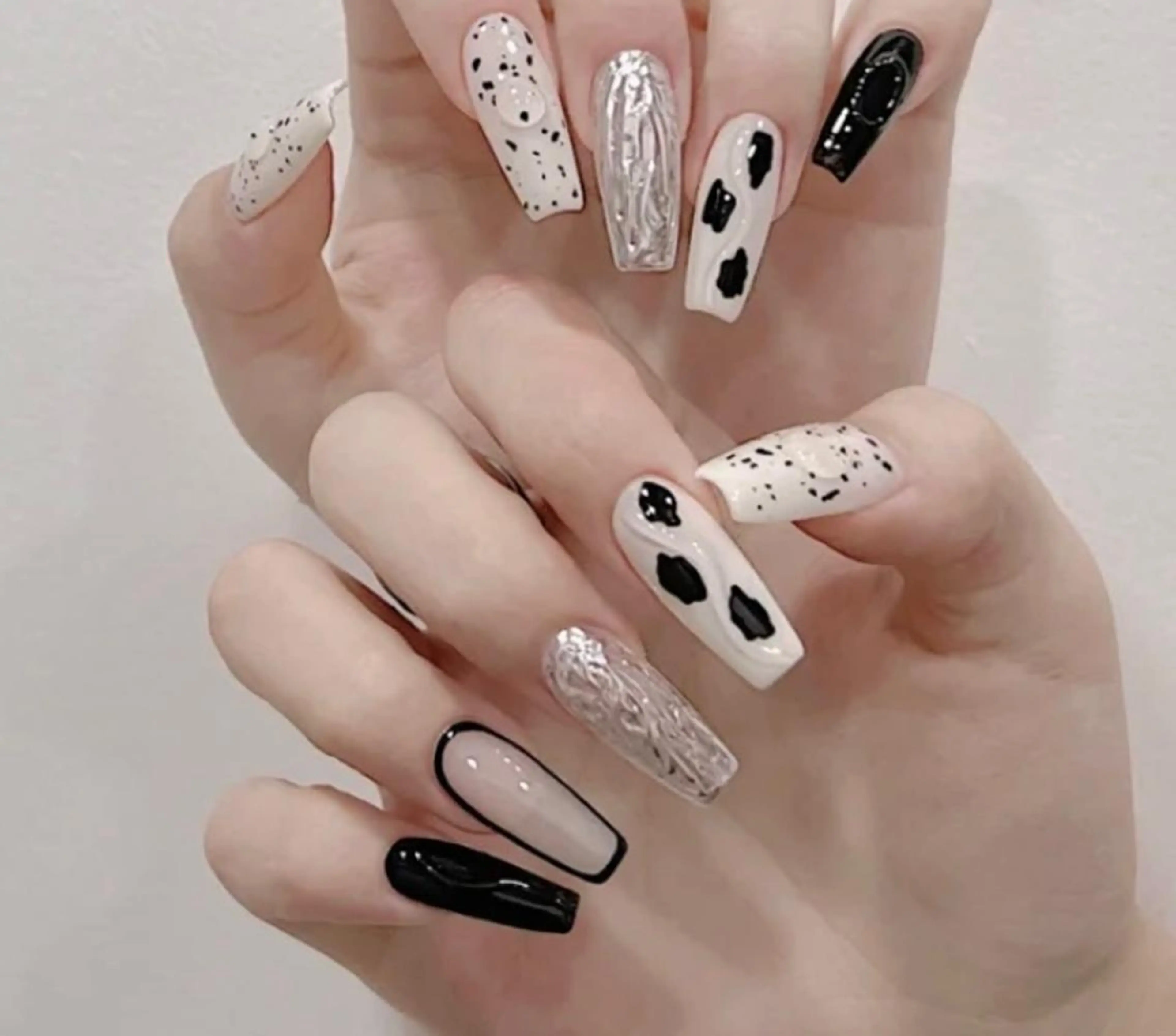 ネイル lucky nail 歌舞伎町のネイルデザイン