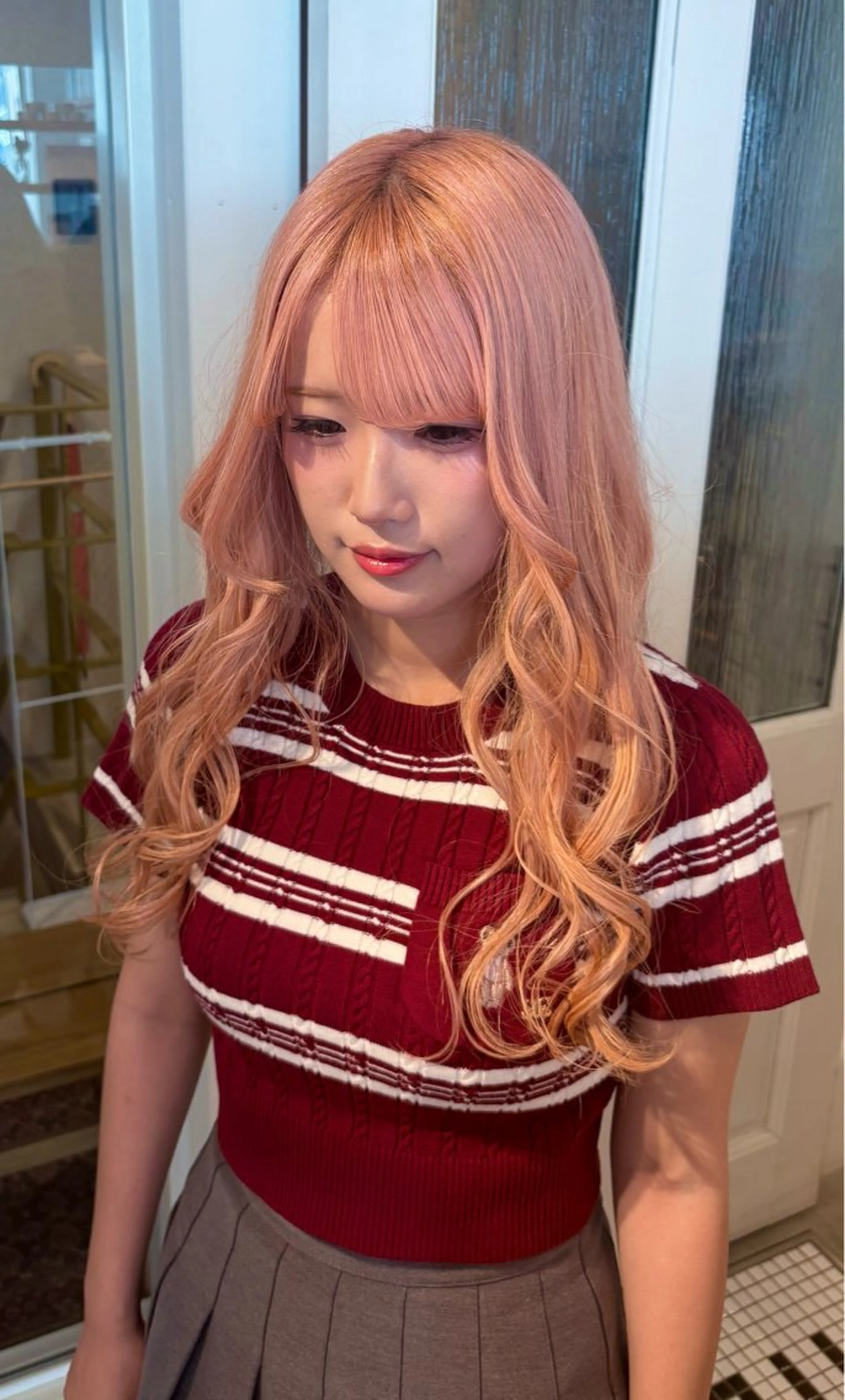 【期間限定】【SNS顔出し可能な方🙆♀️】ブリーチリタッチ+カラー+トリートメント/モデル様メニューの写真