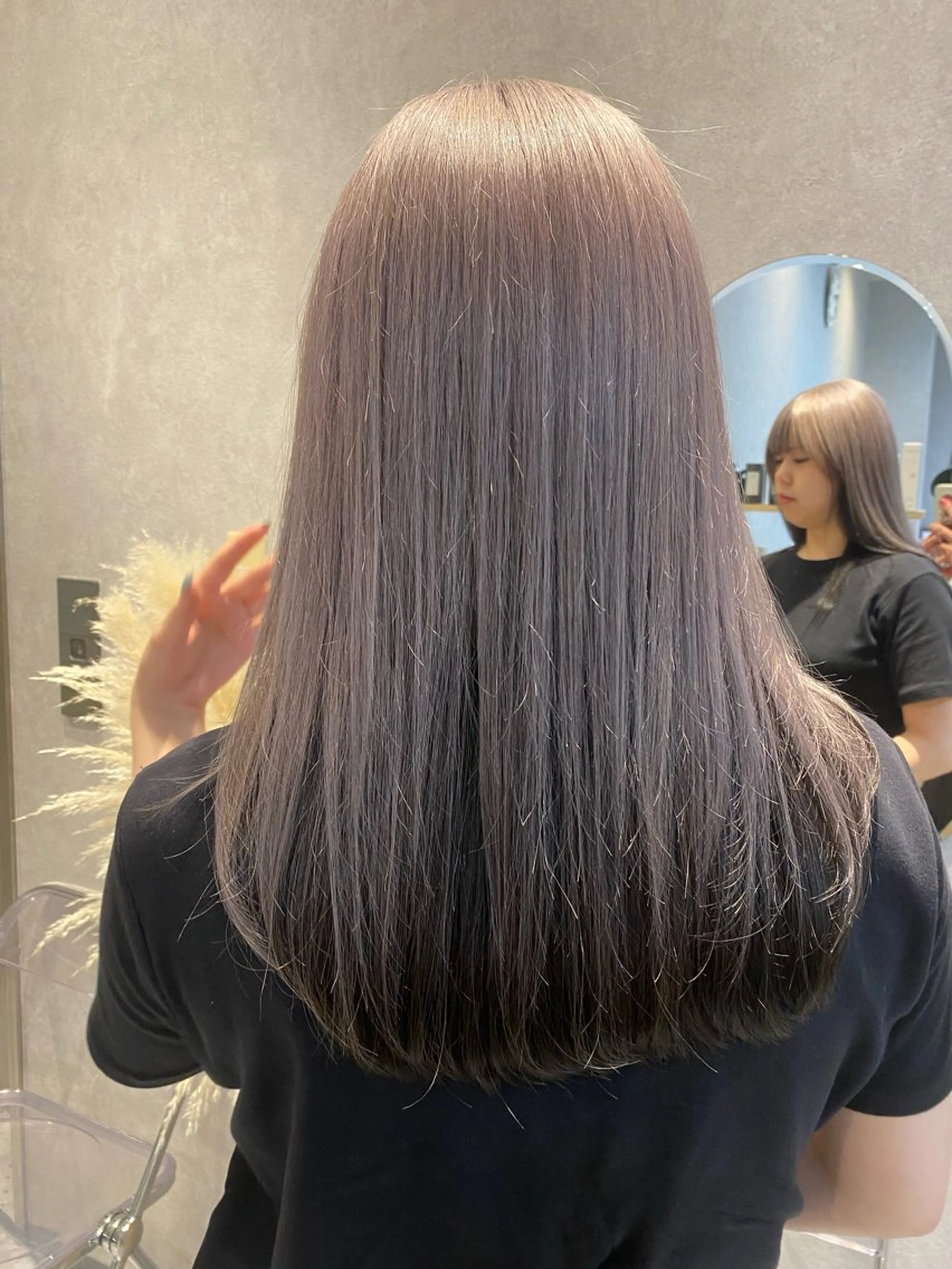 セミロング カラー ヘアカラー トリートメント 韓国レイヤー／顔周り ／ブリーチことこのヘアスタイル