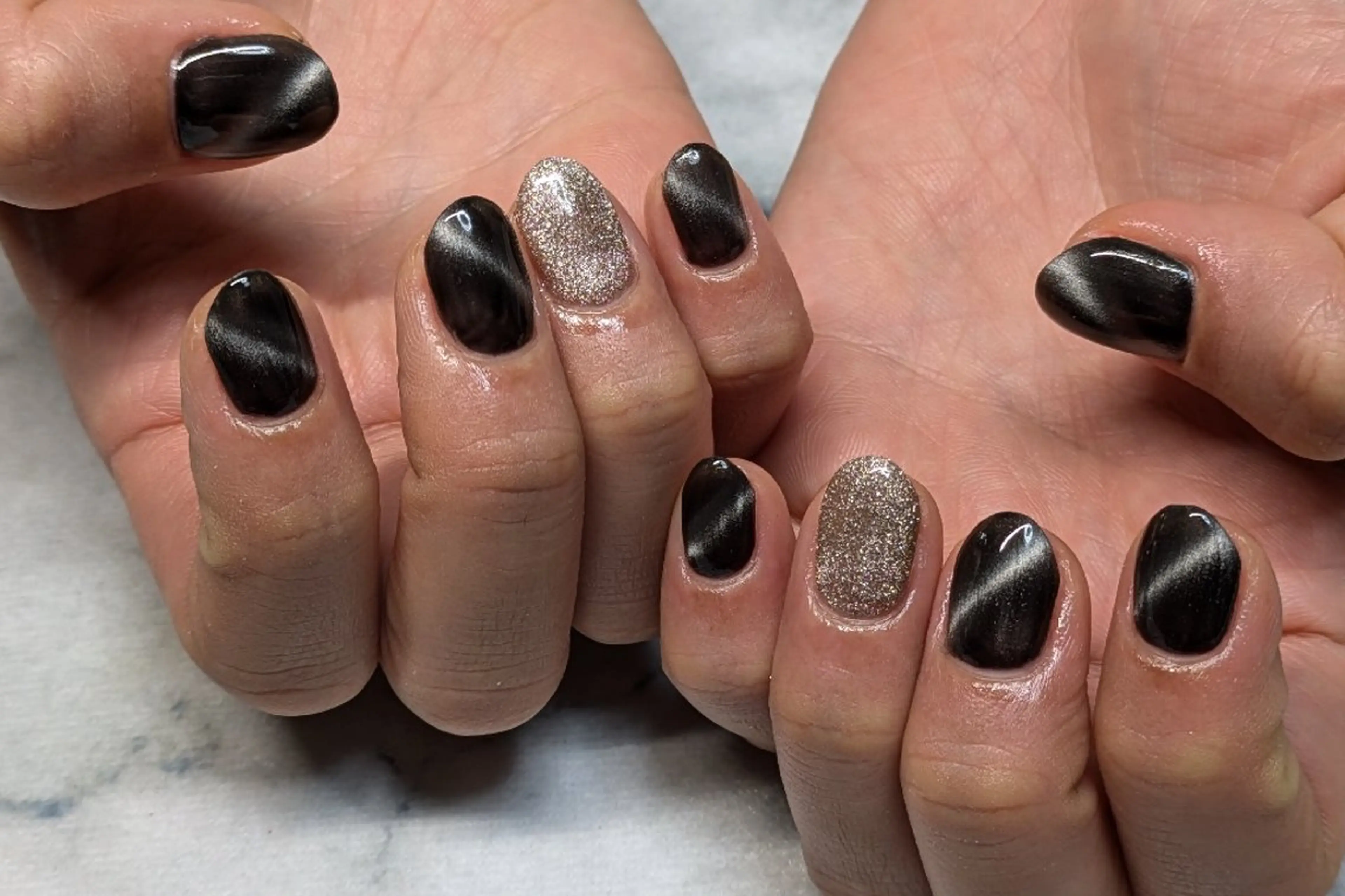 ネイル 三谷 さやかのネイルデザイン