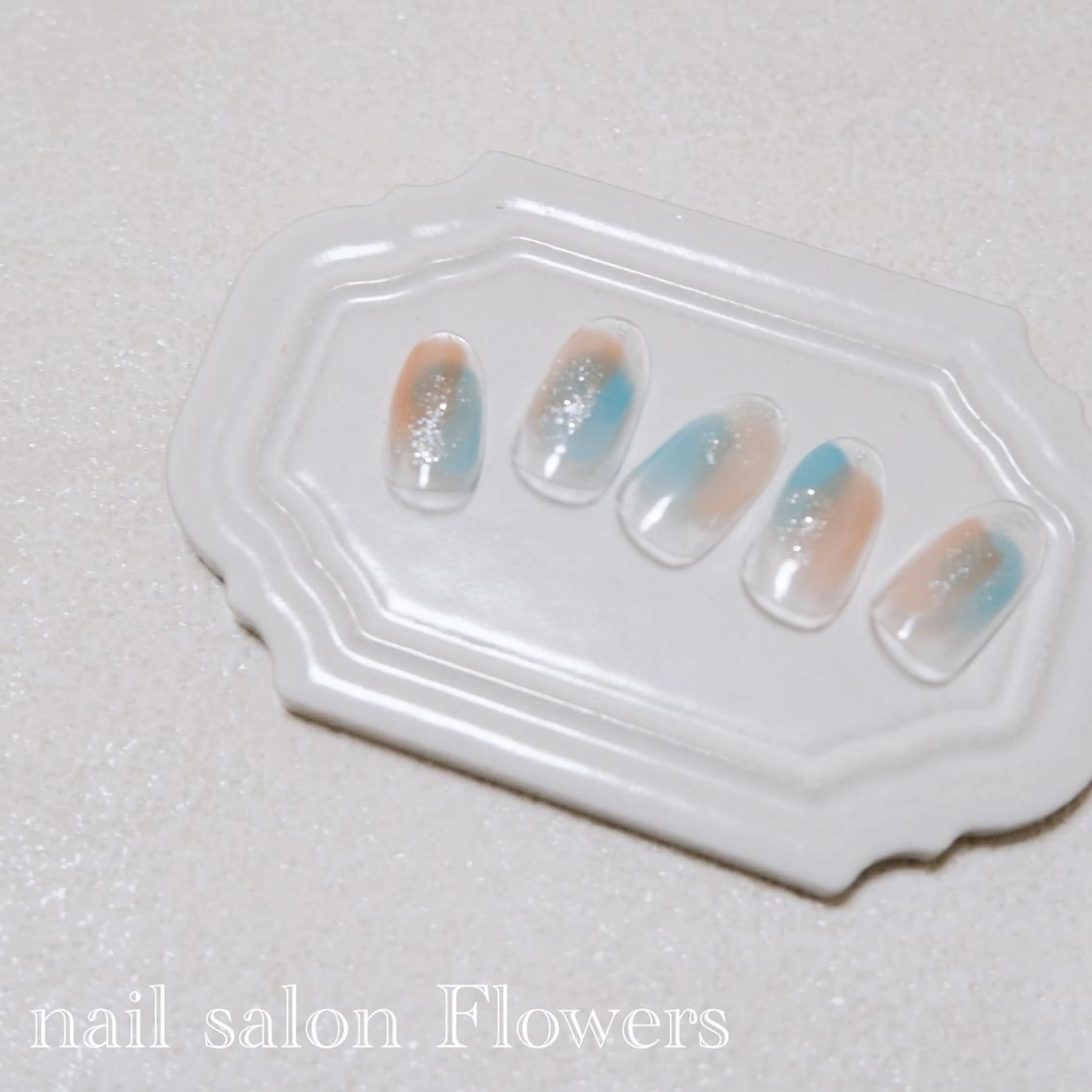 ネイル Flowers Tomomiのネイルデザイン