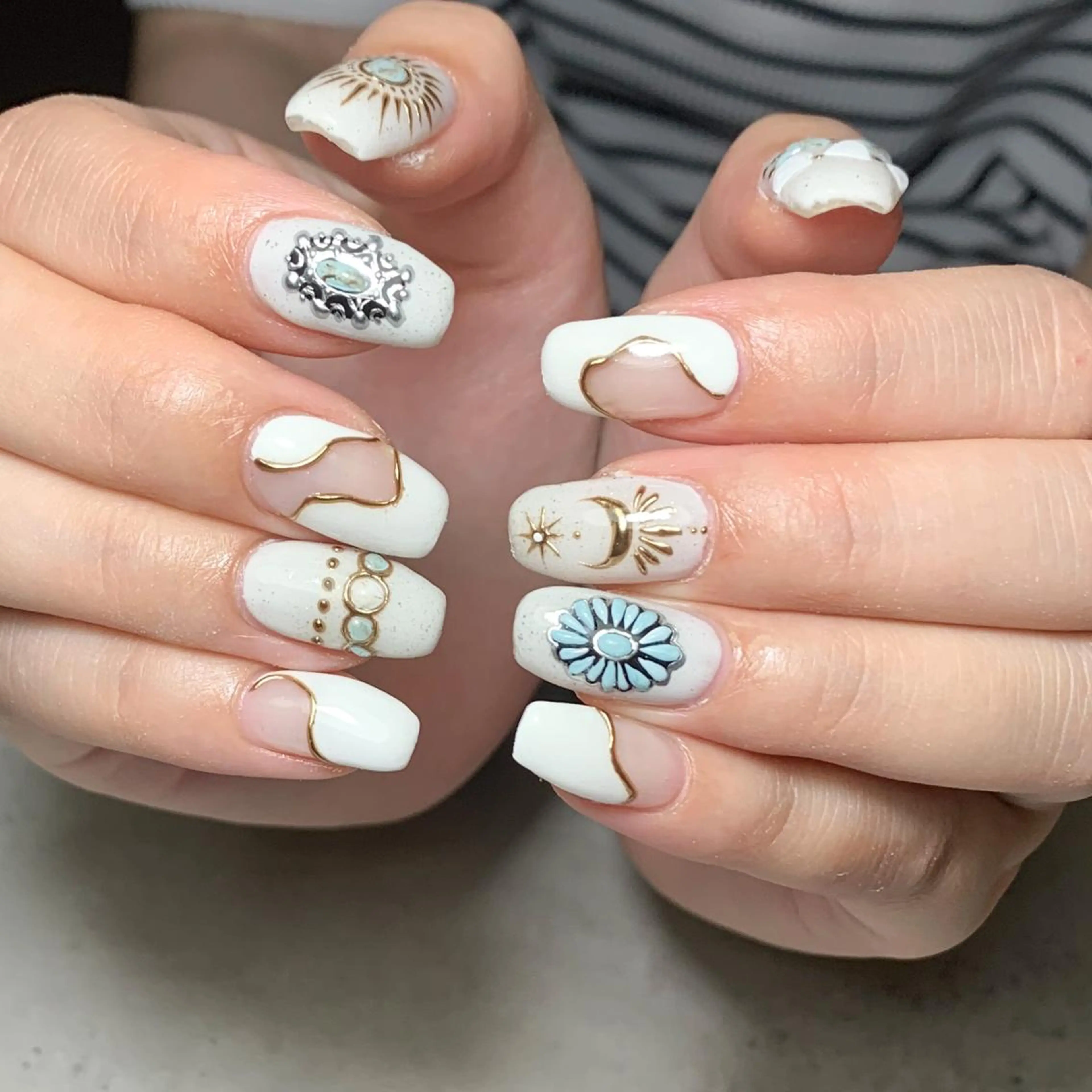 ネイル ハンドネイル atelier　FIORITURA所属・FIORITURA aiのネイルデザイン