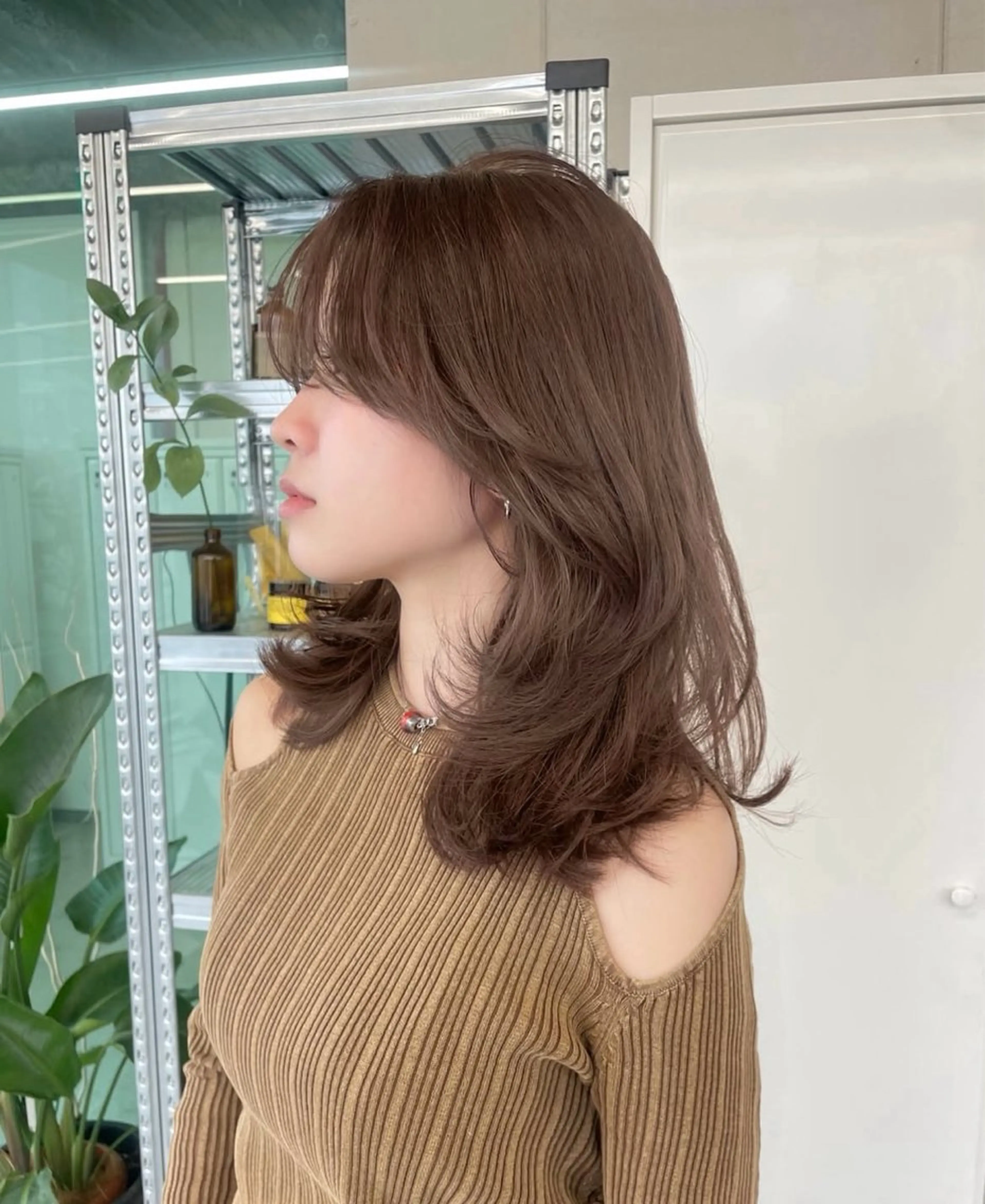 ミディアム カラー 髪質改善 レイヤーカット トリートメント カット ヘアカラー トリートメント 🩵新宿/上質艶髪/ 髪質改善🩵馬場叶林のヘアスタイル