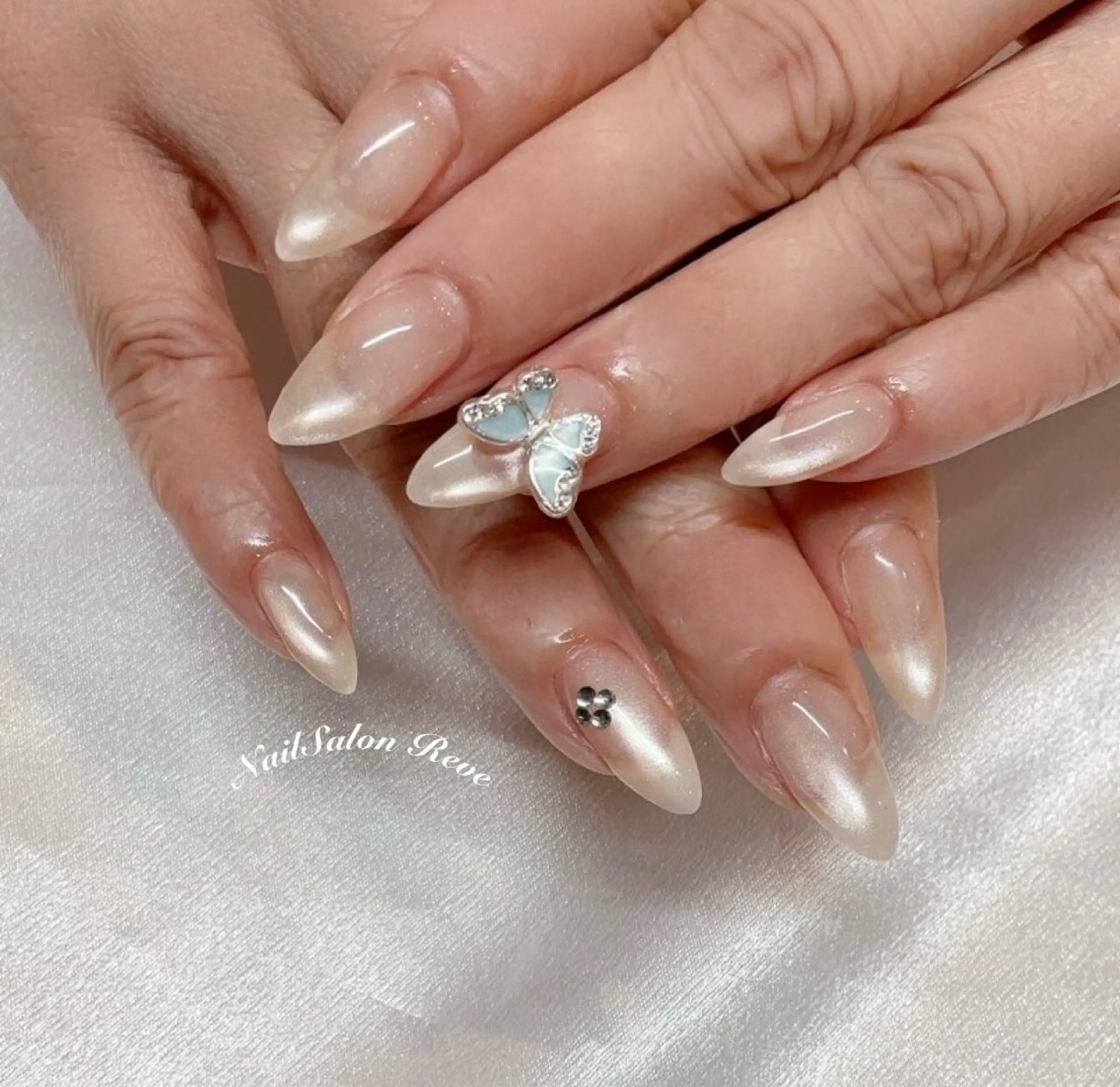 ネイル アートネイル マグネットネイル ハンドネイル NailSalon   Reve（ネイルサロン レーヴ）所属・NailSalon Reveのネイルデザイン