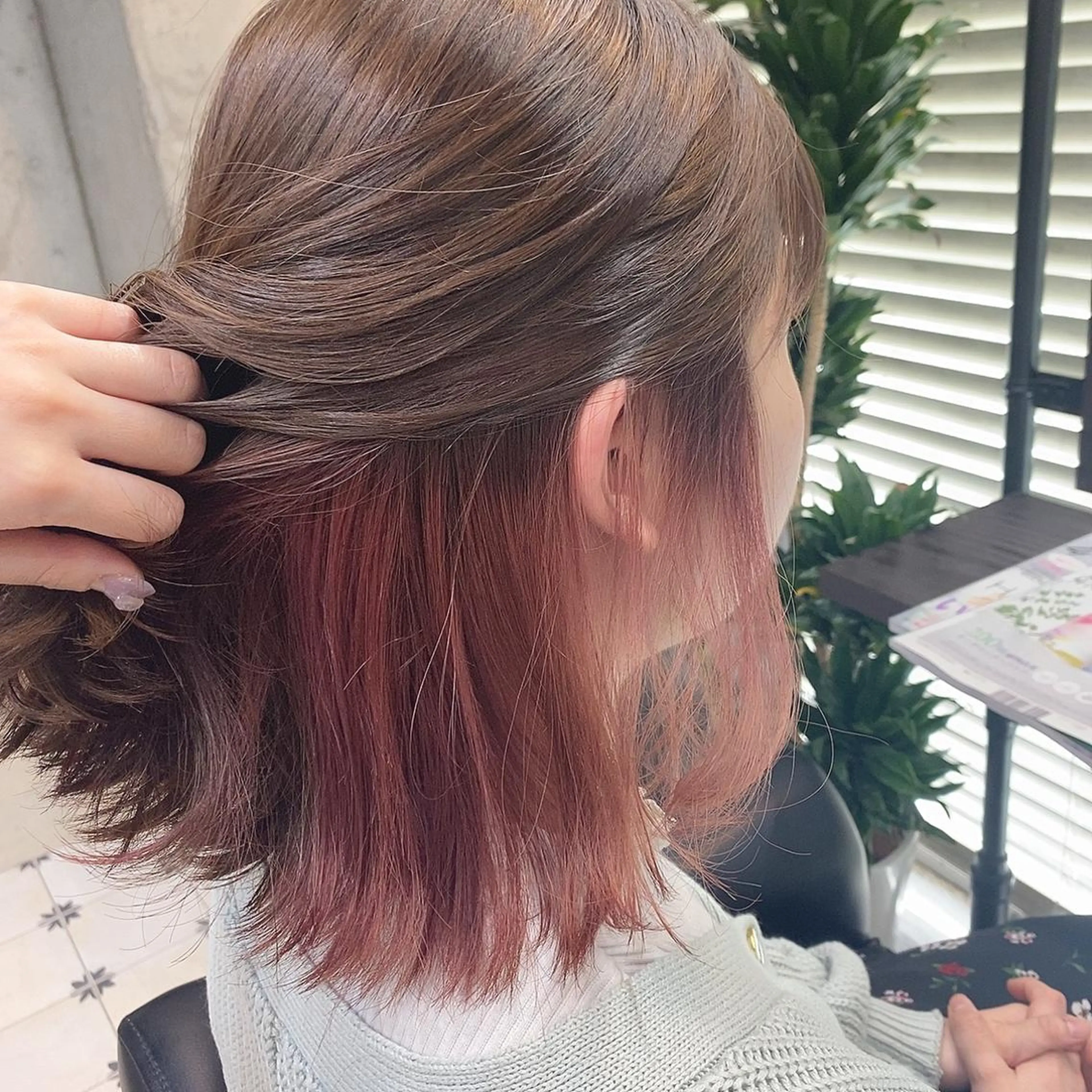 ショート カラー インナーカラー ピンクカラー ショートヘア 韓国ヘア☁️ mitsukiのヘアスタイル