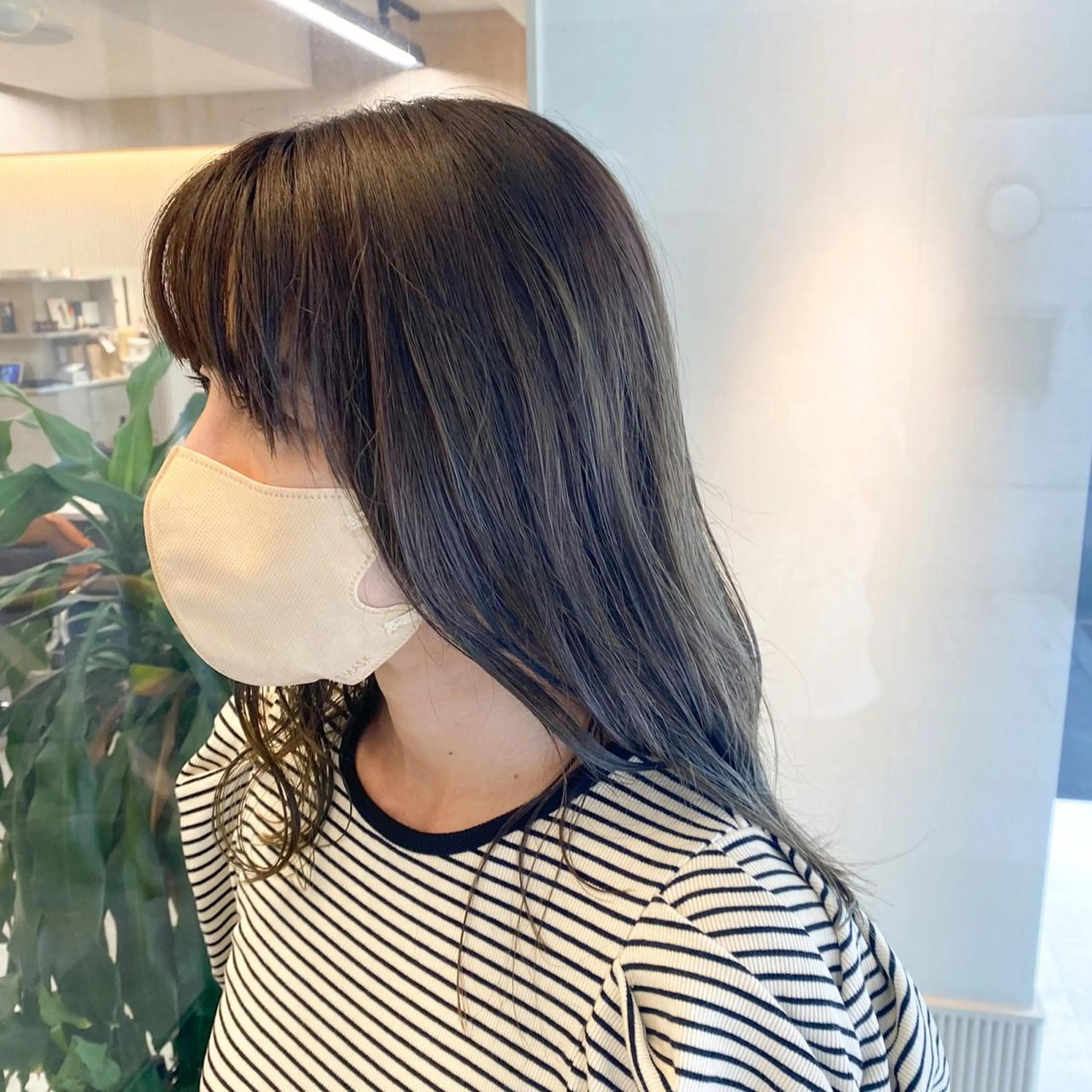 ロング カラー 透明感カラー グレージュ イルミナカラー オリーブカラー オリーブグレージュ カット ヘアカラー トリートメント ヘッドスパ 木原良 (キハラ リョウ)のヘアスタイル