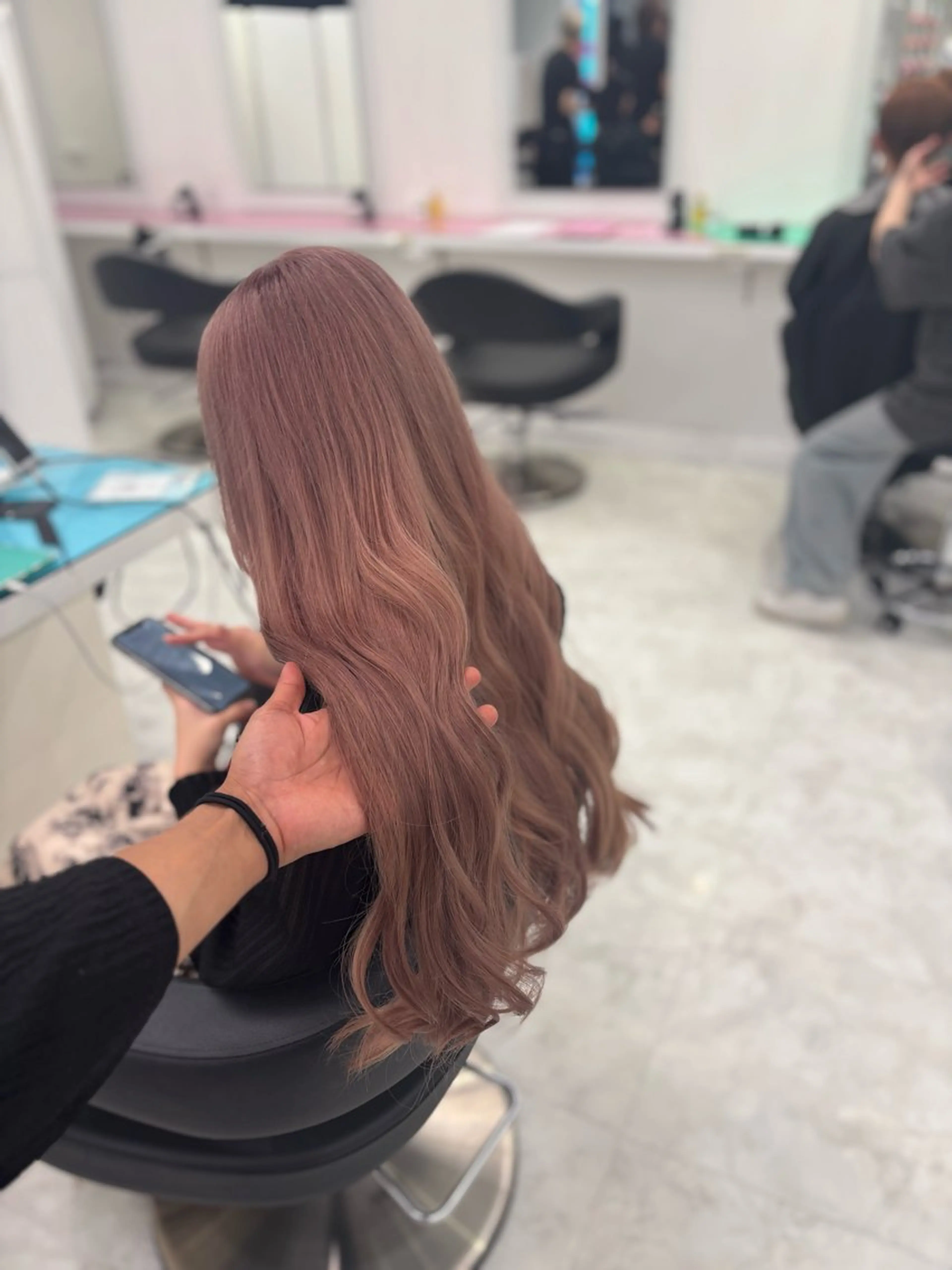 ロング カラー ヘアカラー 大人っぽベージュ🤍 当日予約◎ヒロトのヘアスタイル