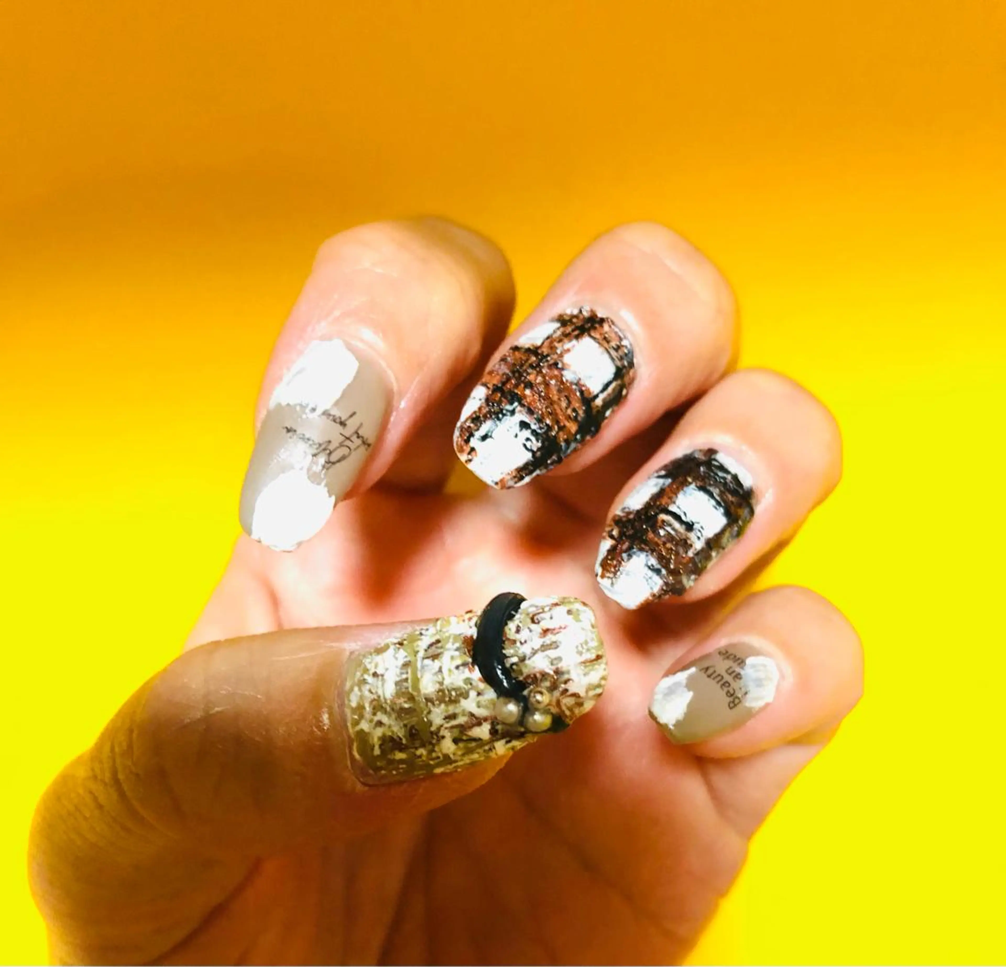 ネイル ニュアンスネイル ツイードネイル 冬ネイル クリスマス Ｈ3（エイチスリー）所属・H3 hitoのネイルデザイン