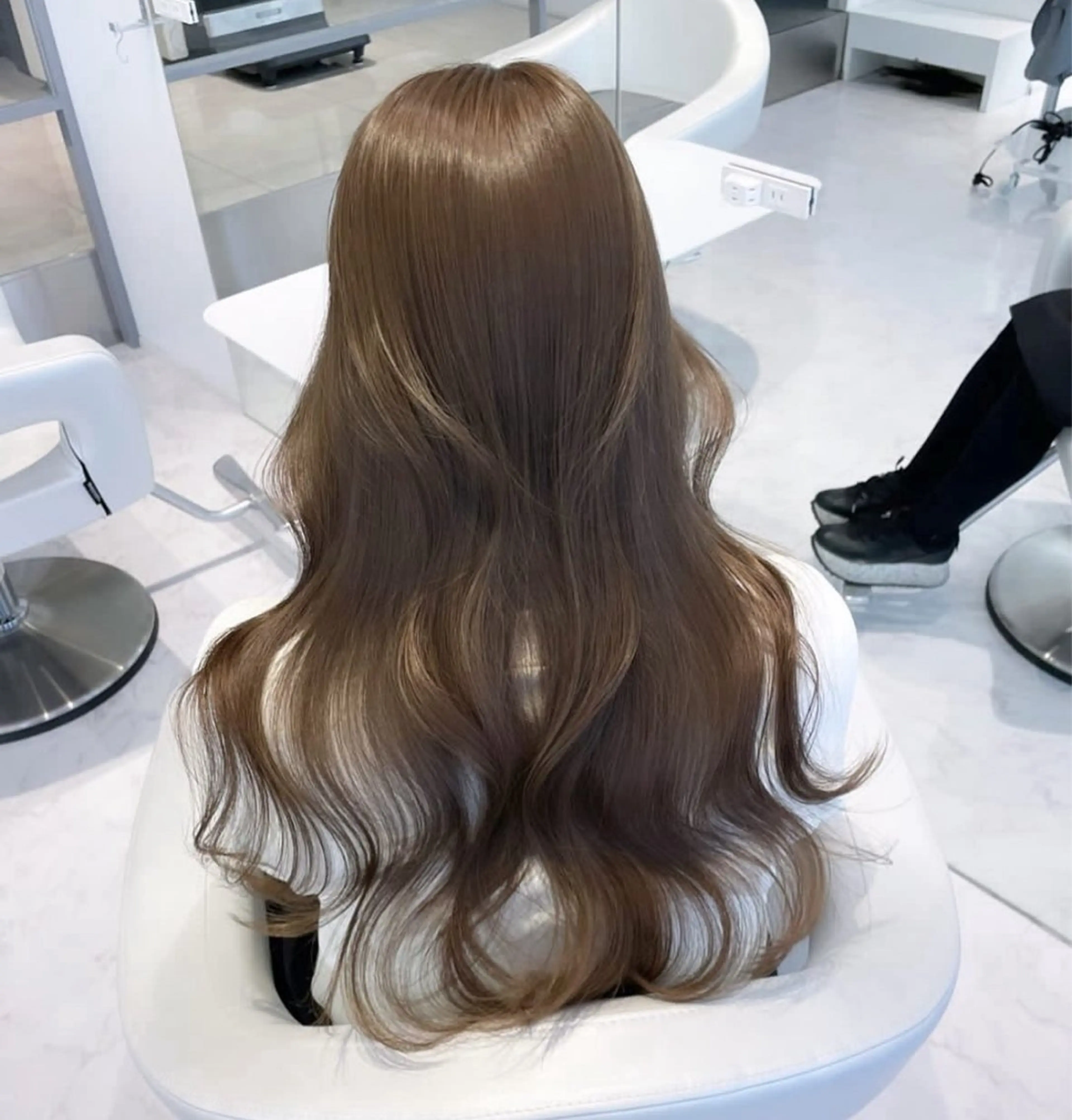 ロング カラー ヘアアレンジ 透明感カラー ダブルカラー グレージュ オリーブカラー オリーブグレージュ miuru/網紅ヘア 🇨🇳レイヤーのヘアスタイル