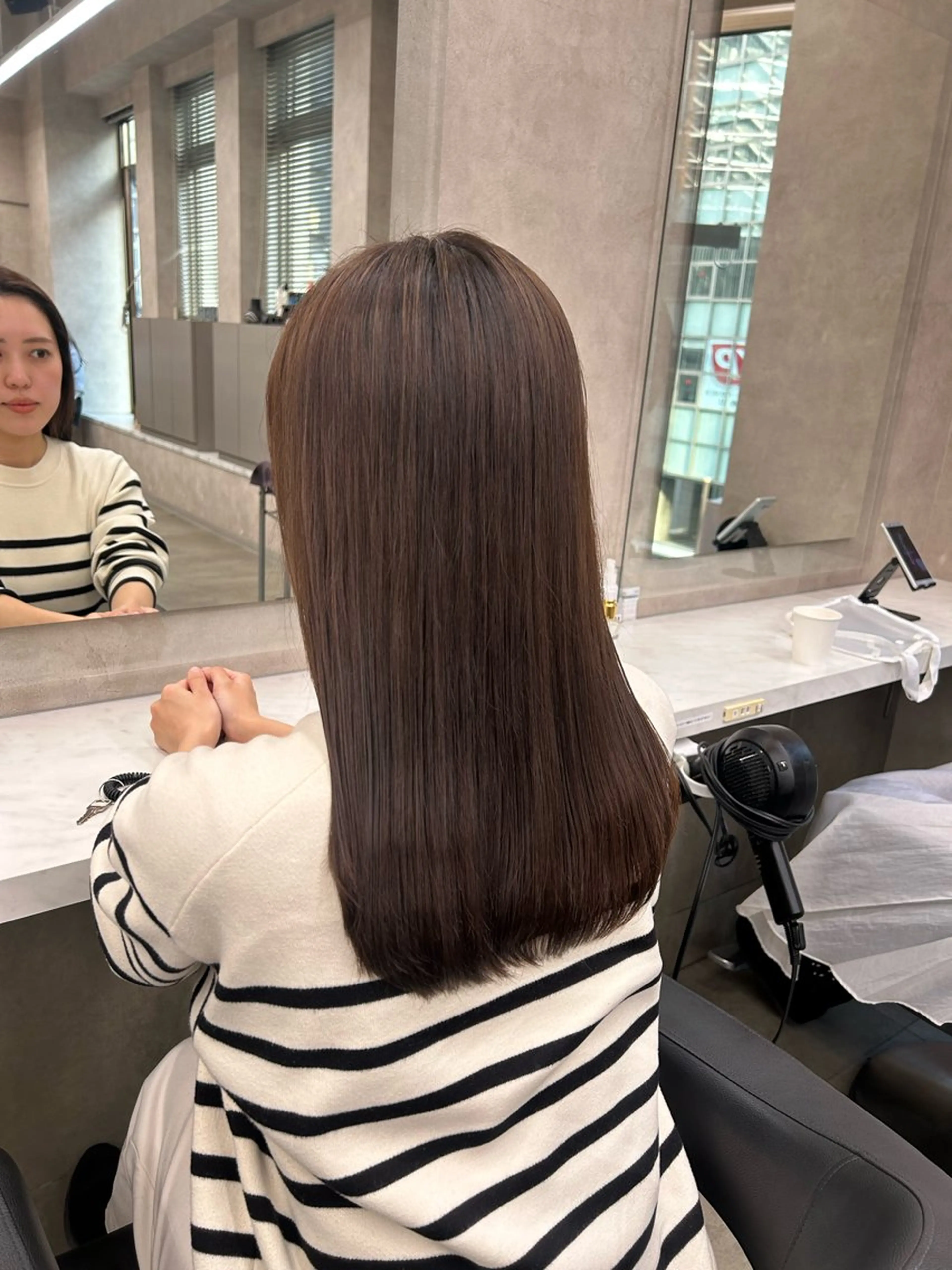 カラー 透明感ベージュ🤎 ナチュラルレイヤーのヘアスタイル