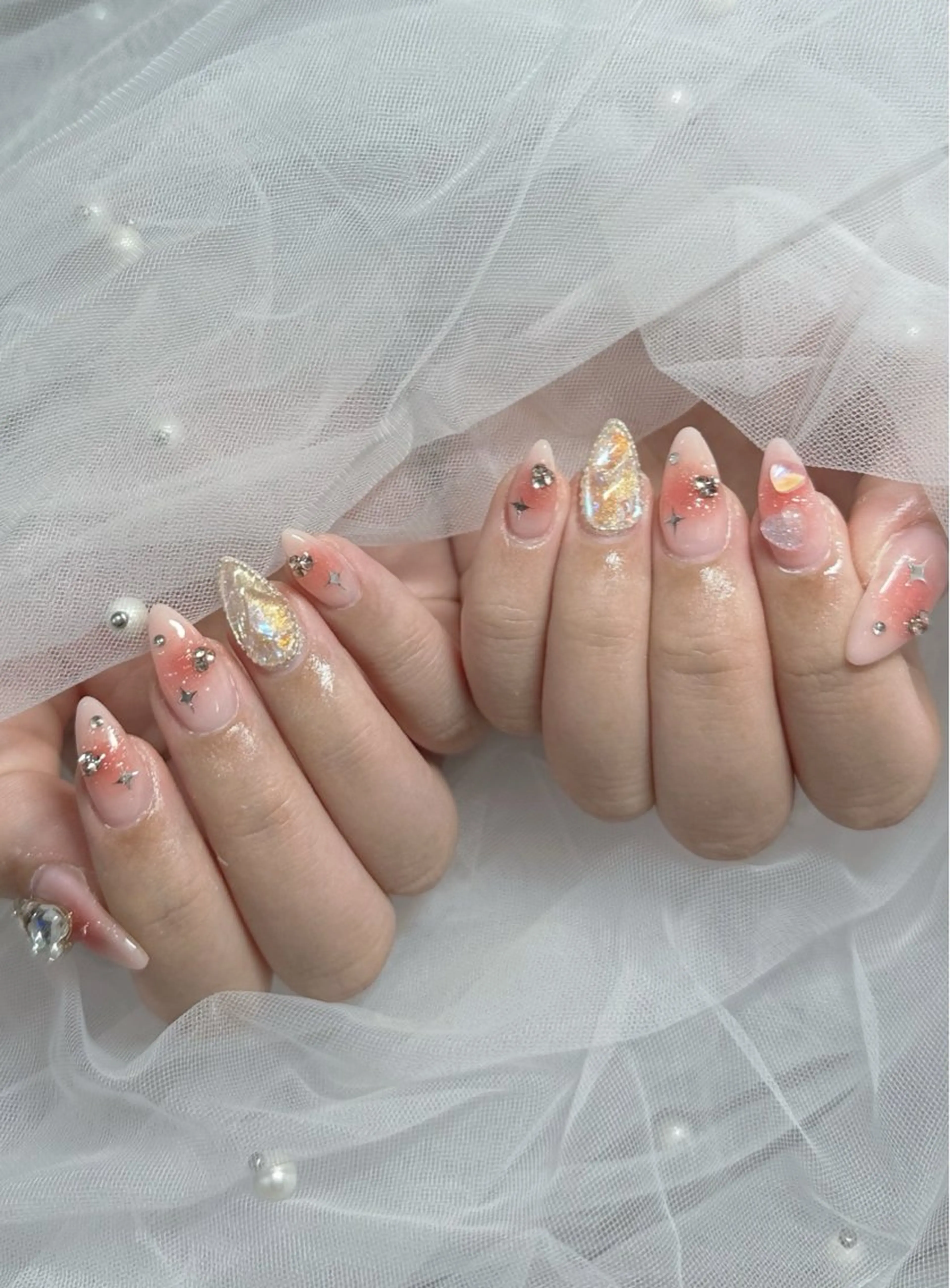 ネイル ハンドネイル フットネイル LAVISH nanamiのネイルデザイン