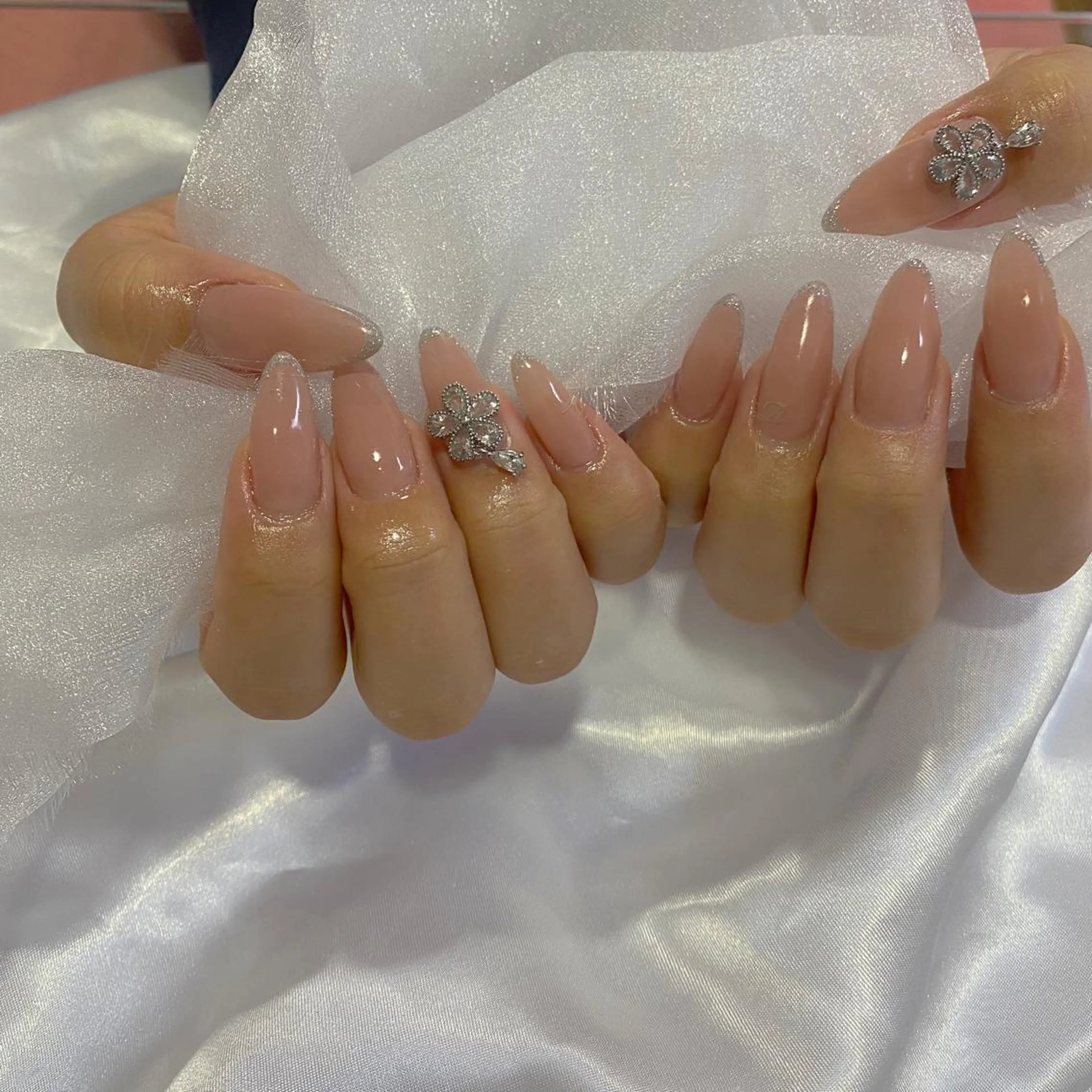 ネイル shareplus honmachi所属・Lim nail🤍 Ayaのネイルデザイン