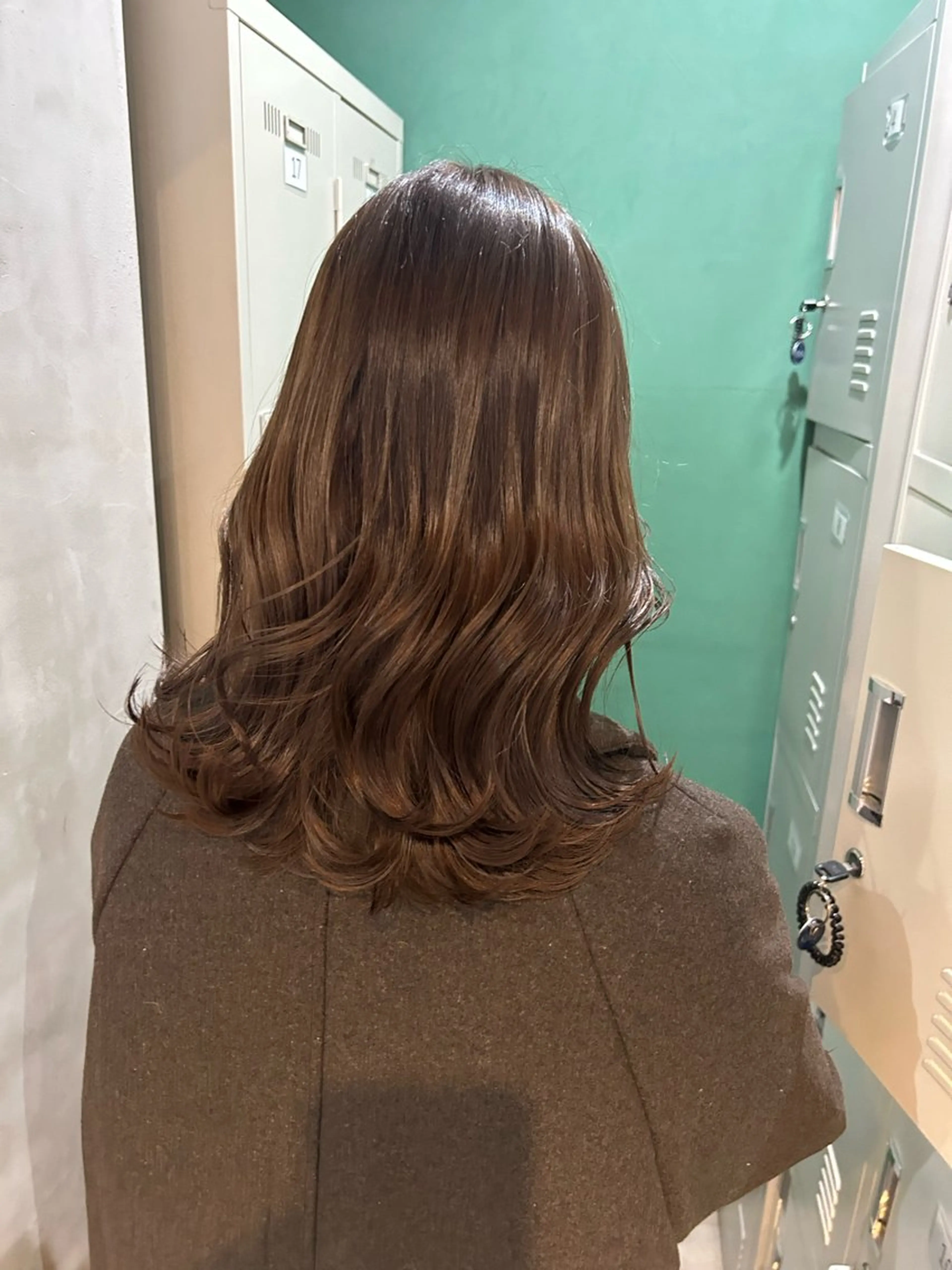 ミディアム カラー riho🎀 / 梅田美容室のヘアスタイル