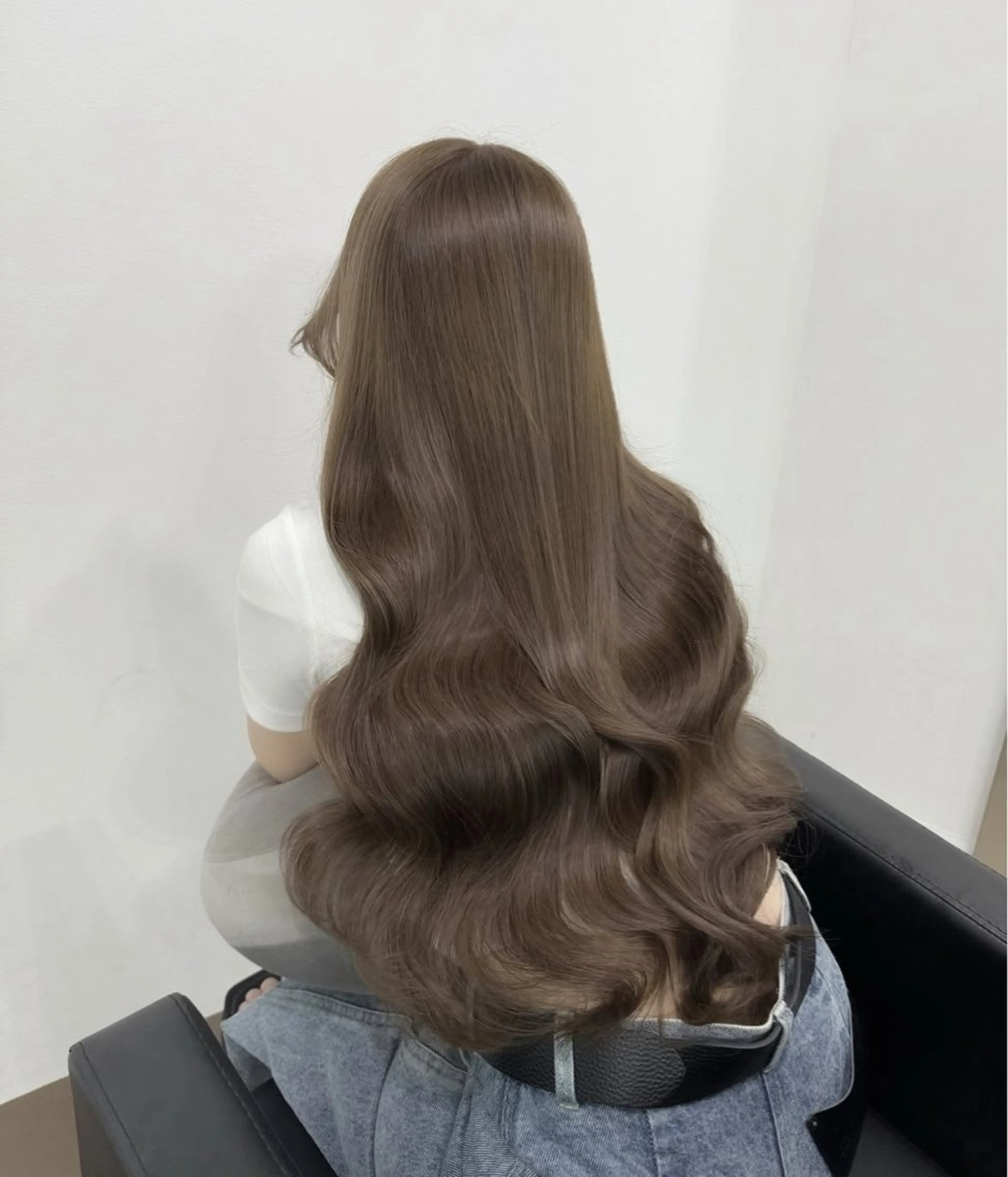 ロング ヘアカラー トリートメント 川元 春奈のヘアスタイル