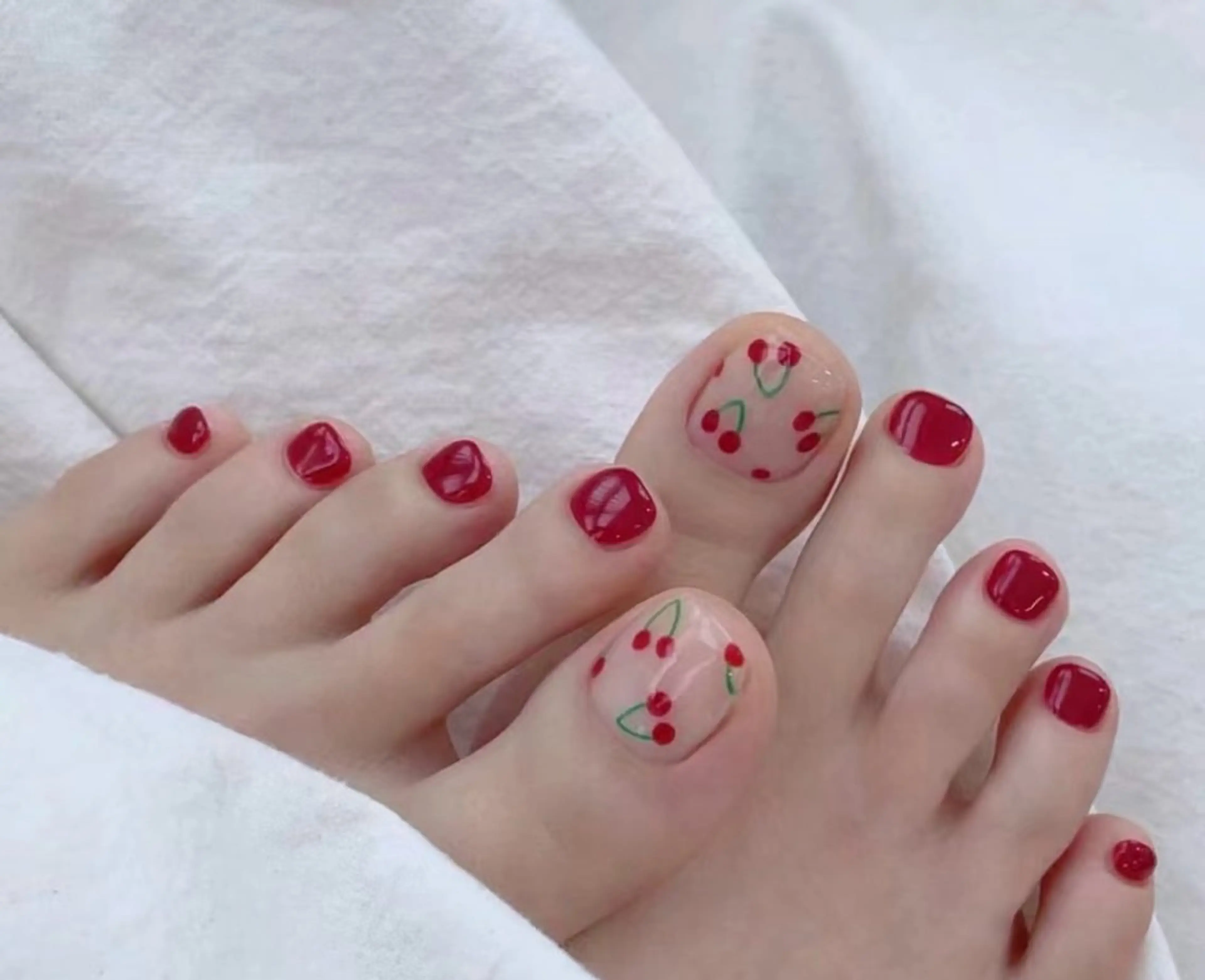 ネイル アートネイル チークネイル 長さ出し フットネイル フレンチネイル YK美学院(ネイル/マツエク)所属・RiRi YK ネイルのネイルデザイン