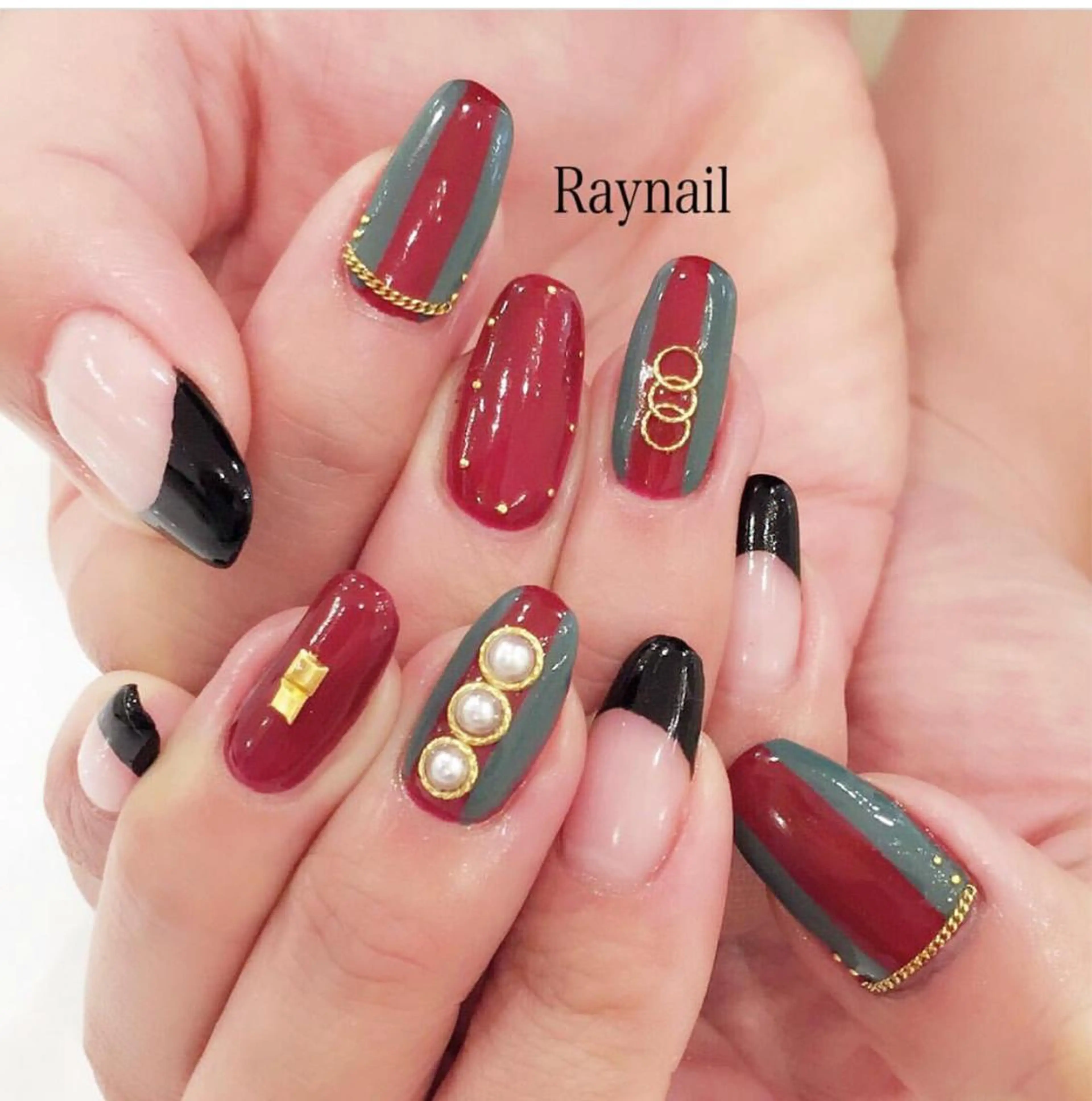 ネイル nailstudio ′ecole所属・nailstudio ′ecoleのネイルデザイン