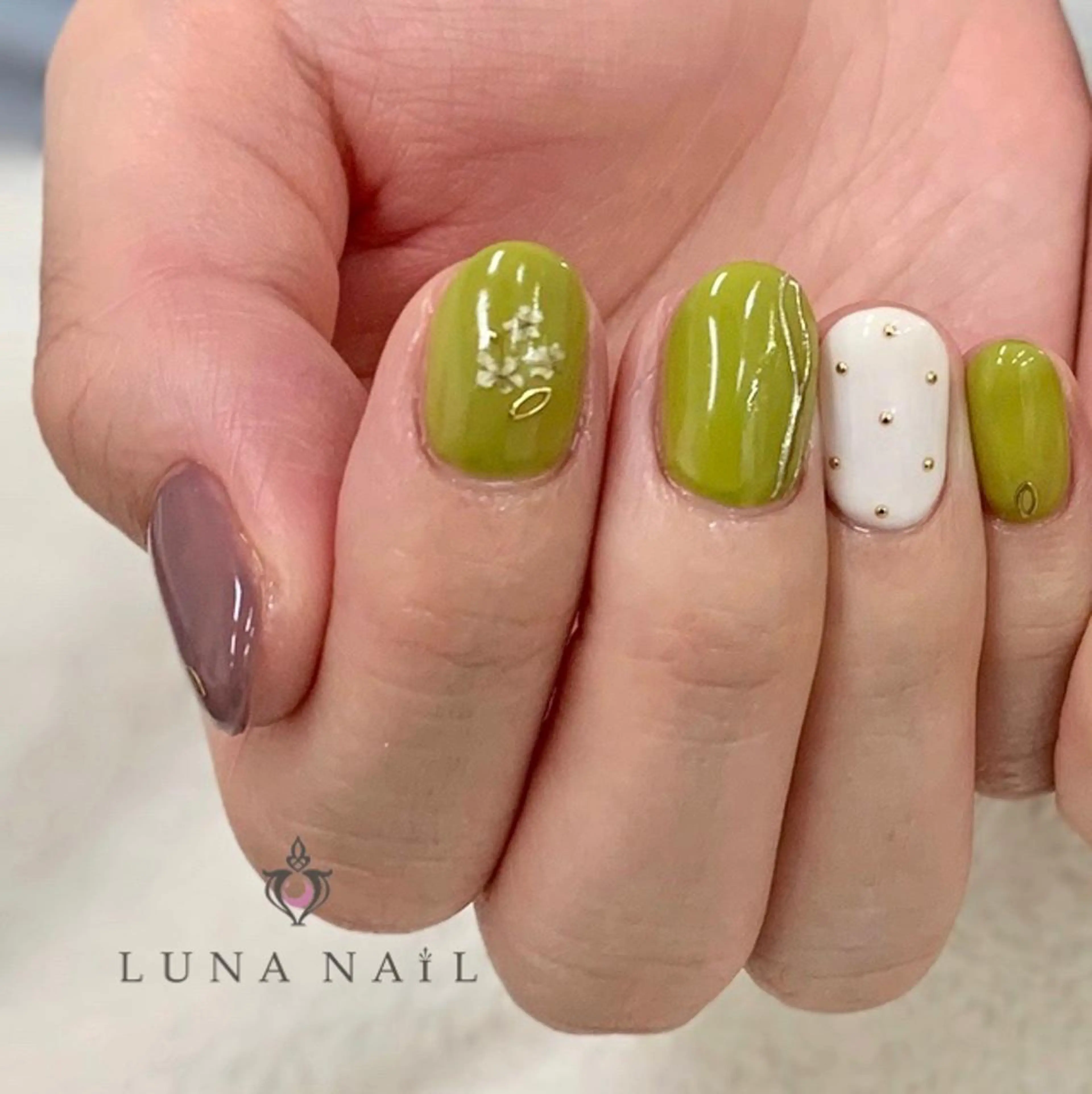 ネイル ハンドネイル アトリエ　ミモザ所属・いまむら あかりのネイルデザイン