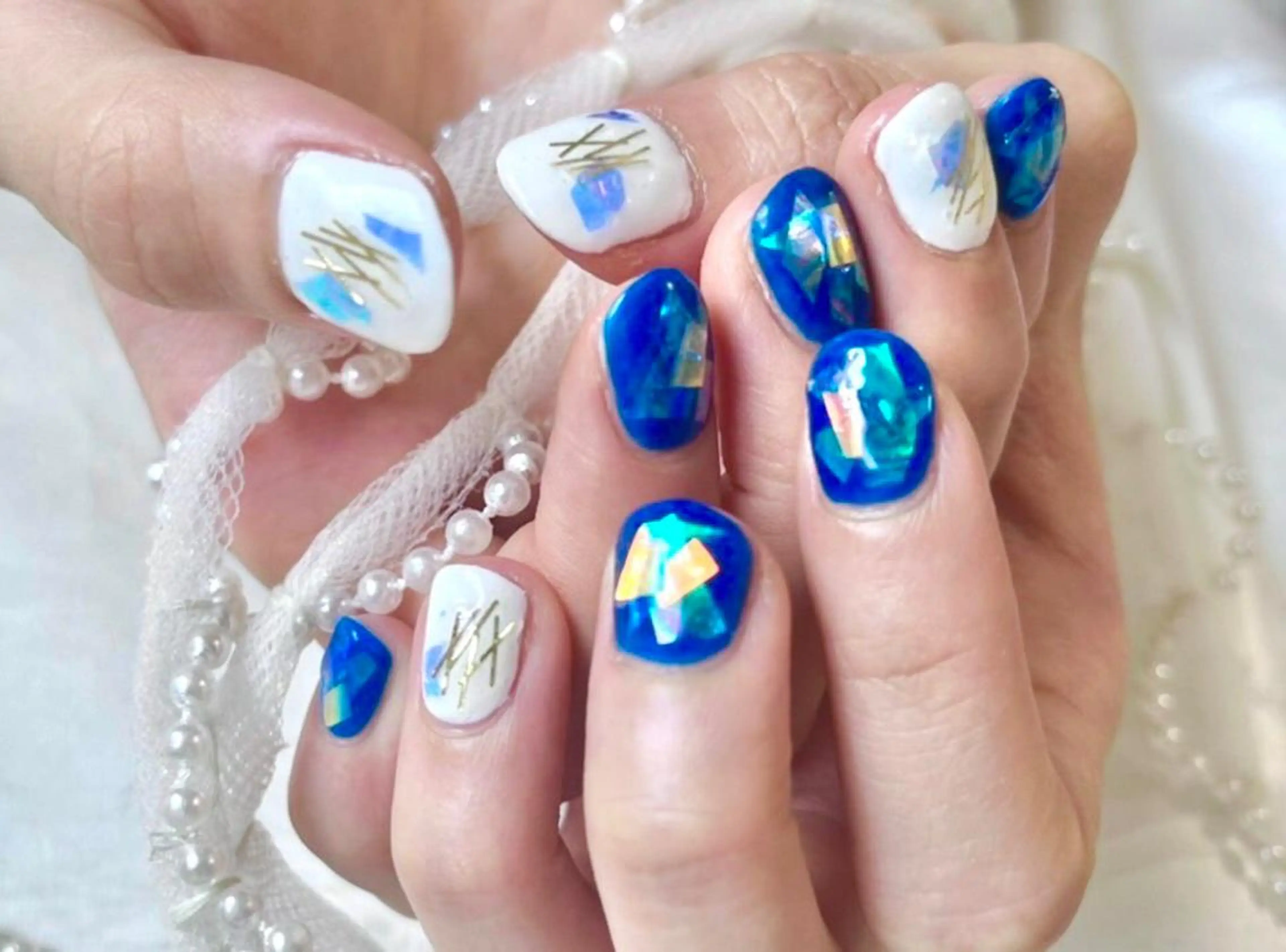 ネイル オーロラネイル ブルー キラキラネイル 韓国ネイル 夏ネイル 韓国ネイル💠 Tomoのネイルデザイン