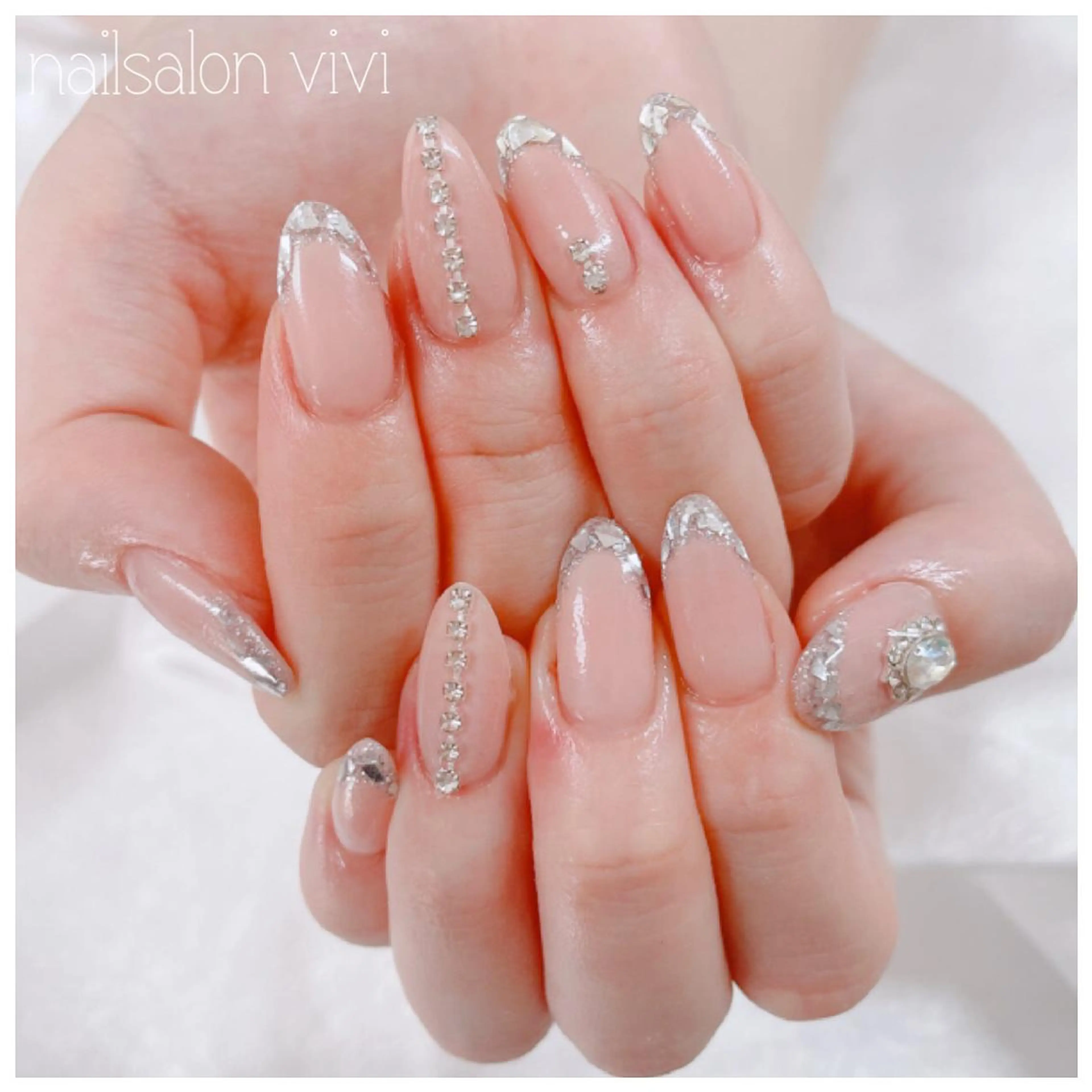 ネイル ＶＩＶＩ nailsalonのネイルデザイン