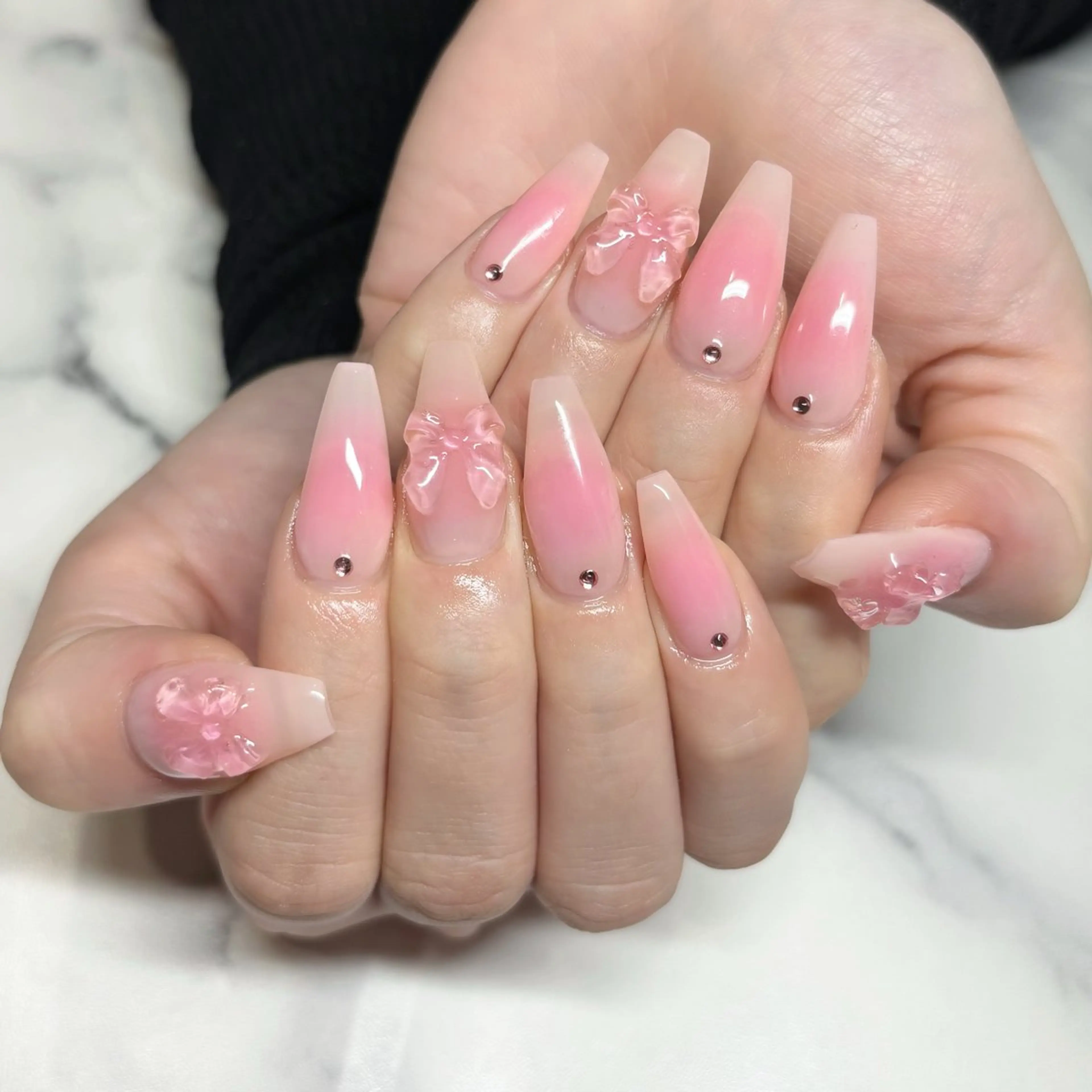 《open価格》チークネイルの写真