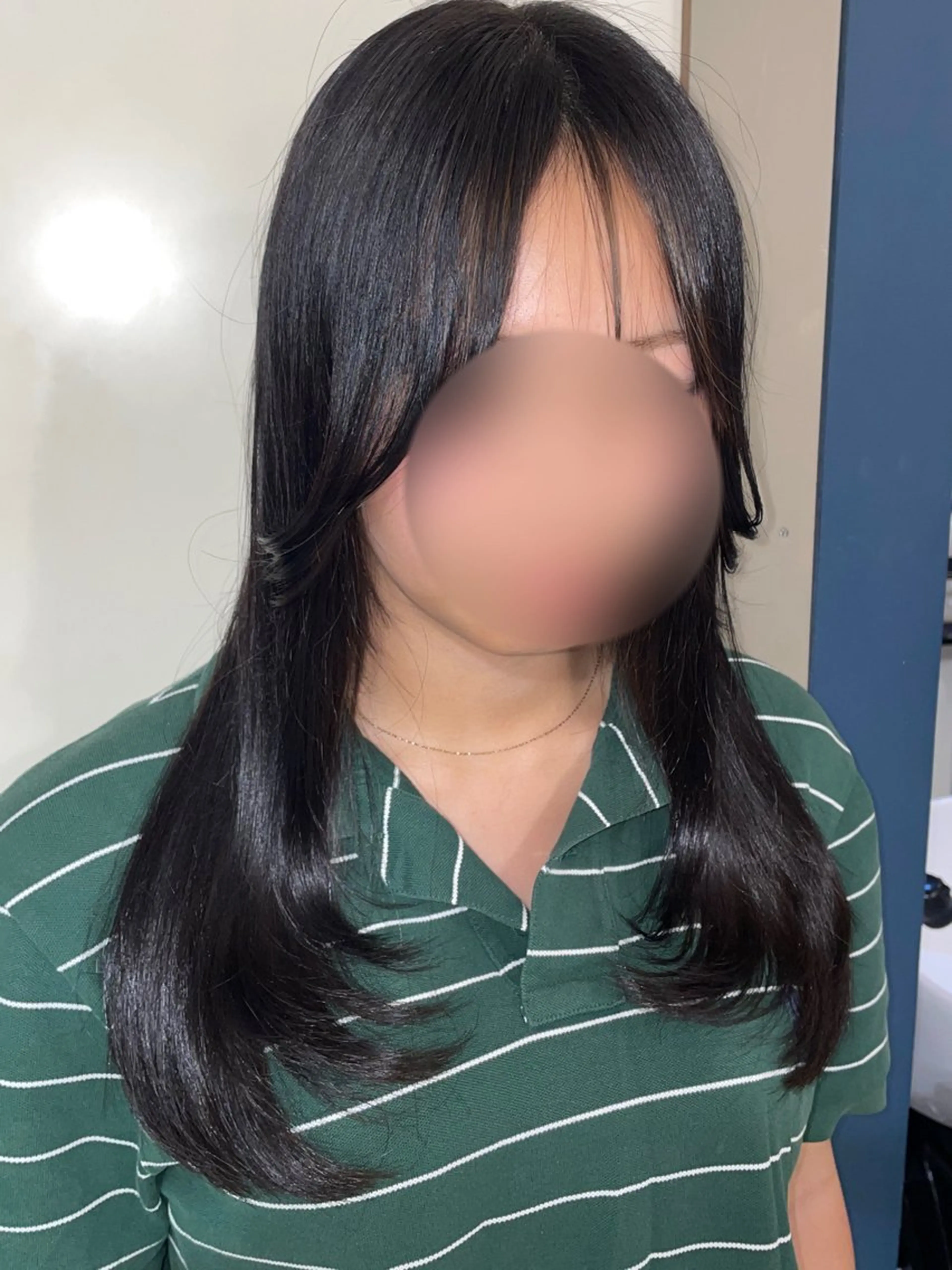 セミロング レイヤーカット bauhaus hair所属・バウハウスヘア ひなのヘアスタイル