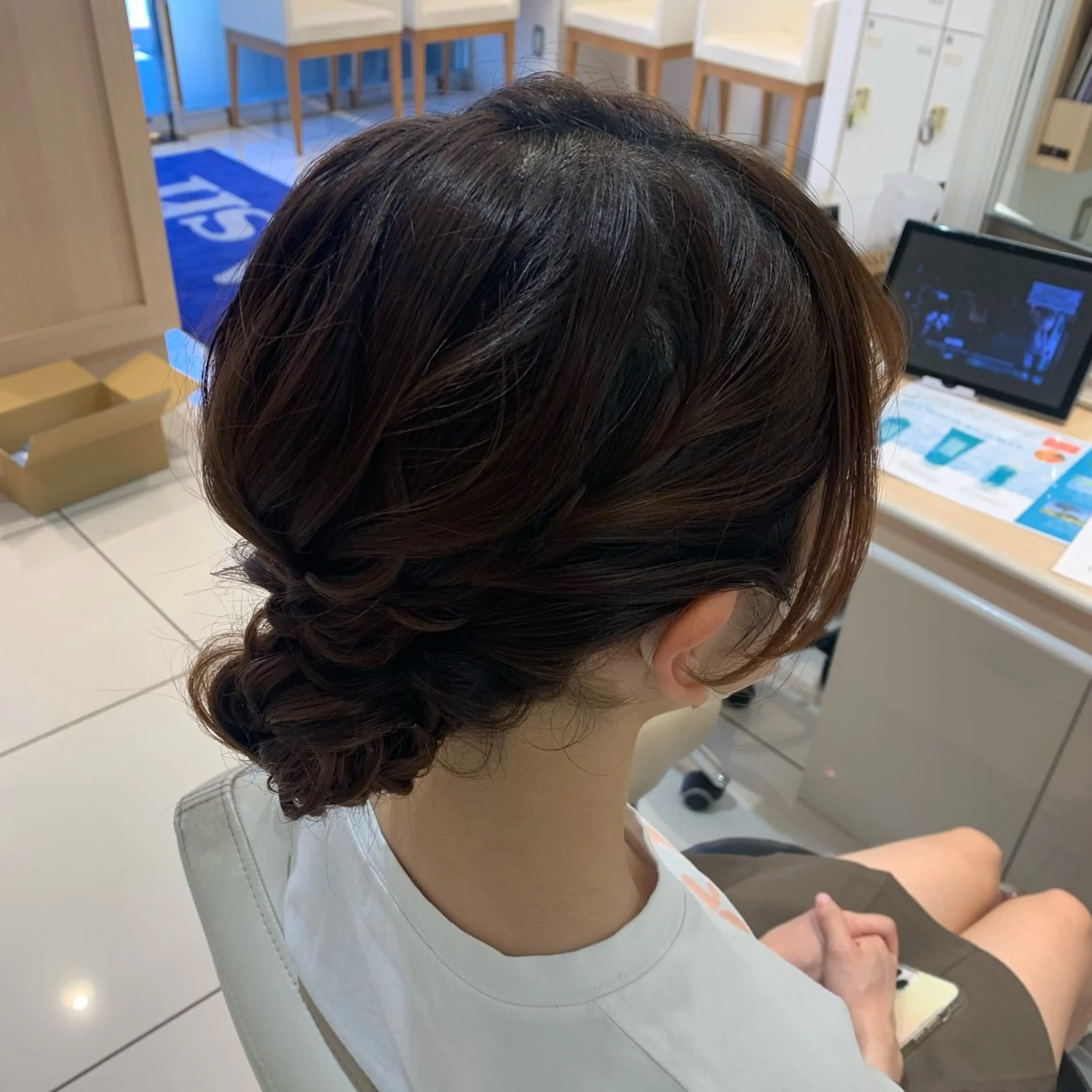 ロング ヘアアレンジ ヘアセット 宮永 璃沙のヘアスタイル