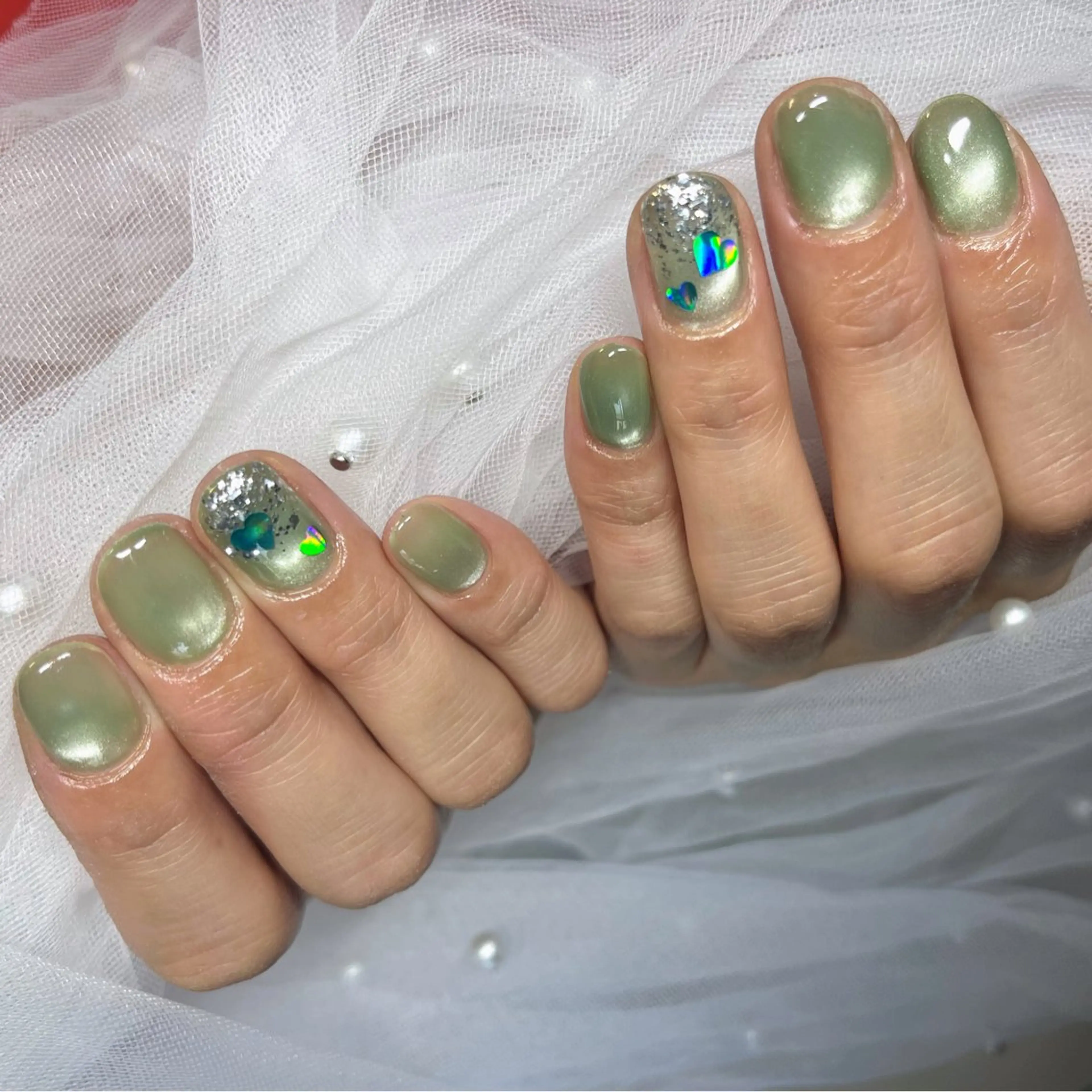 ネイル ピュアアクア所属・斧田 莉穂のネイルデザイン