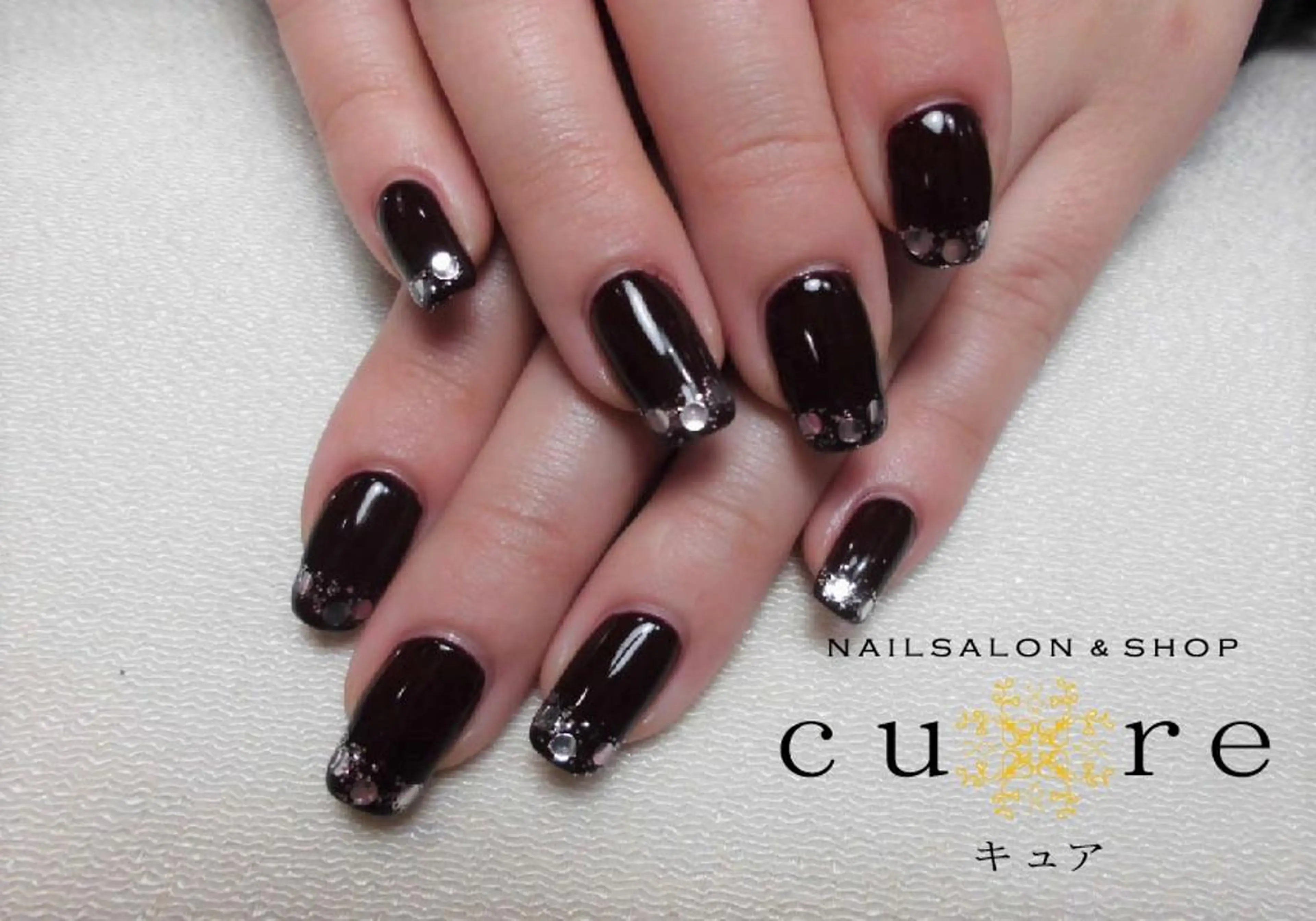 ミディアム ネイル ネイルサロン Cureのネイルデザイン