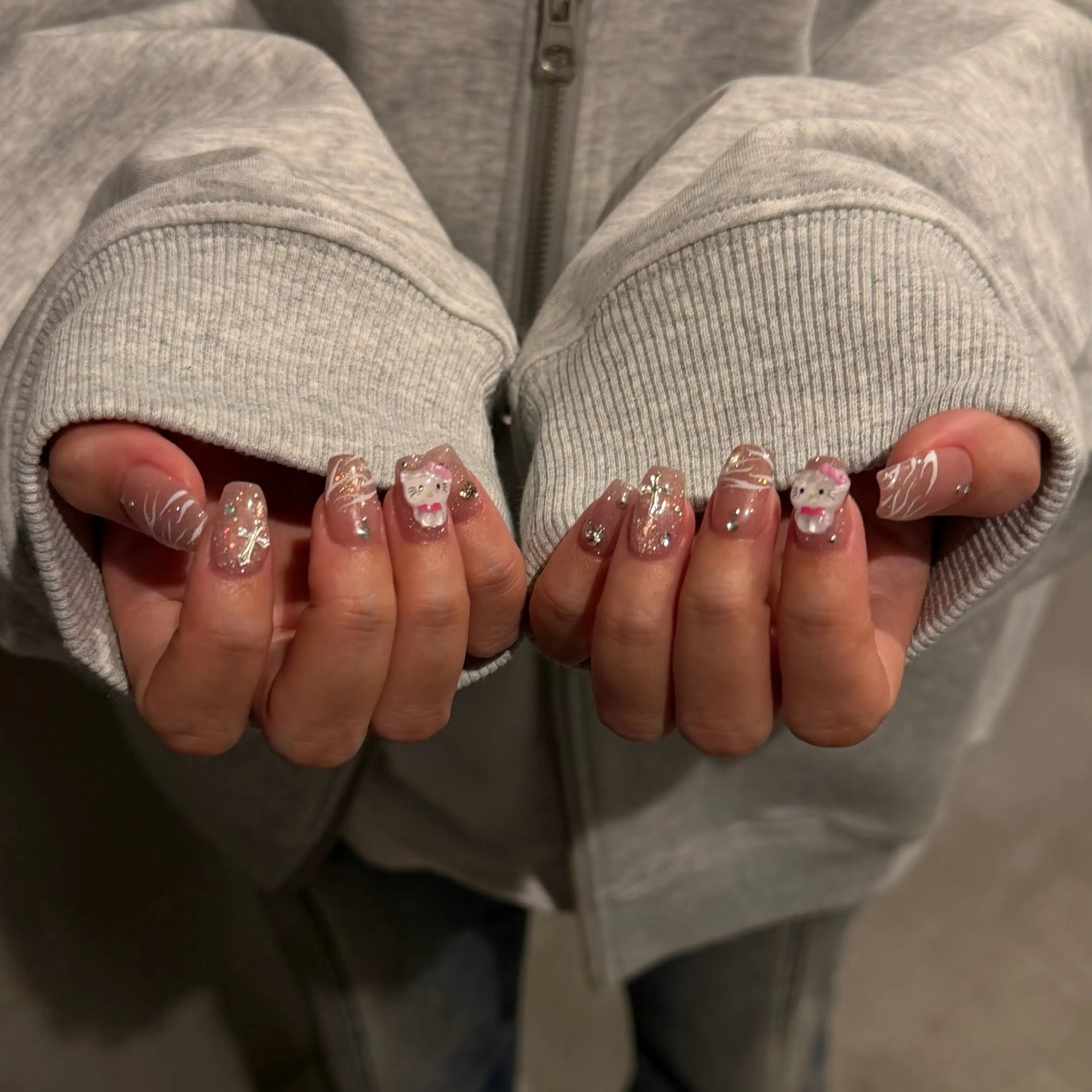 ネイル ハンドネイル 𝐫𝐚𝐢 𝐧𝐚𝐢𝐥のネイルデザイン